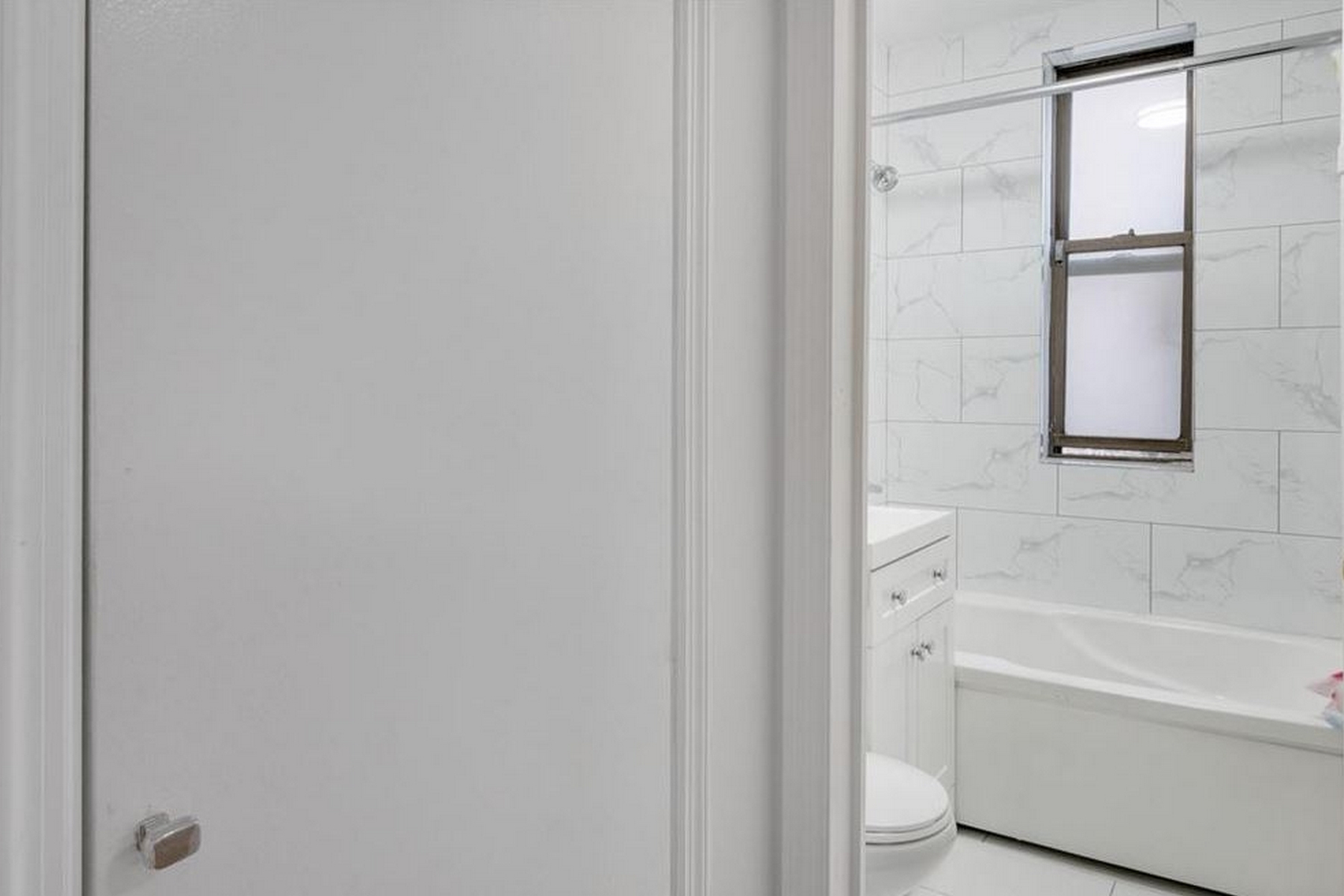 3281 Hull Avenue Unit# 9
