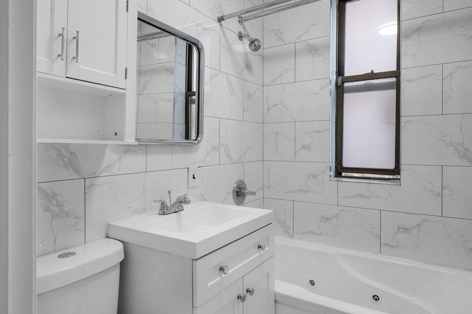 3281 Hull Avenue Unit# 9