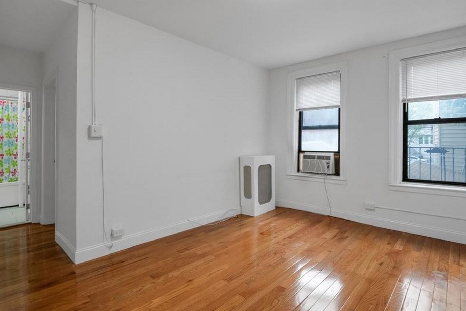 3281 Hull Avenue Unit# 9