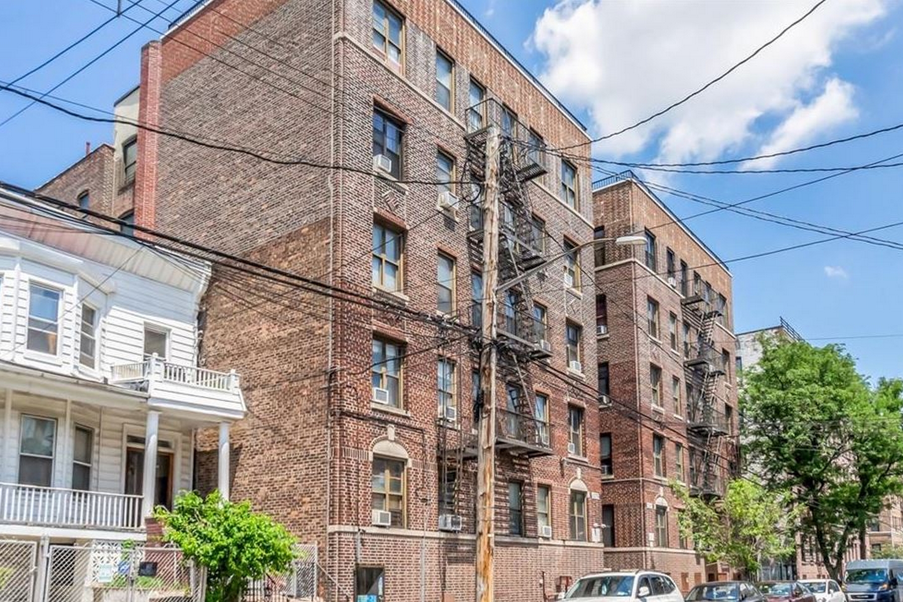 3281 Hull Avenue Unit# 9