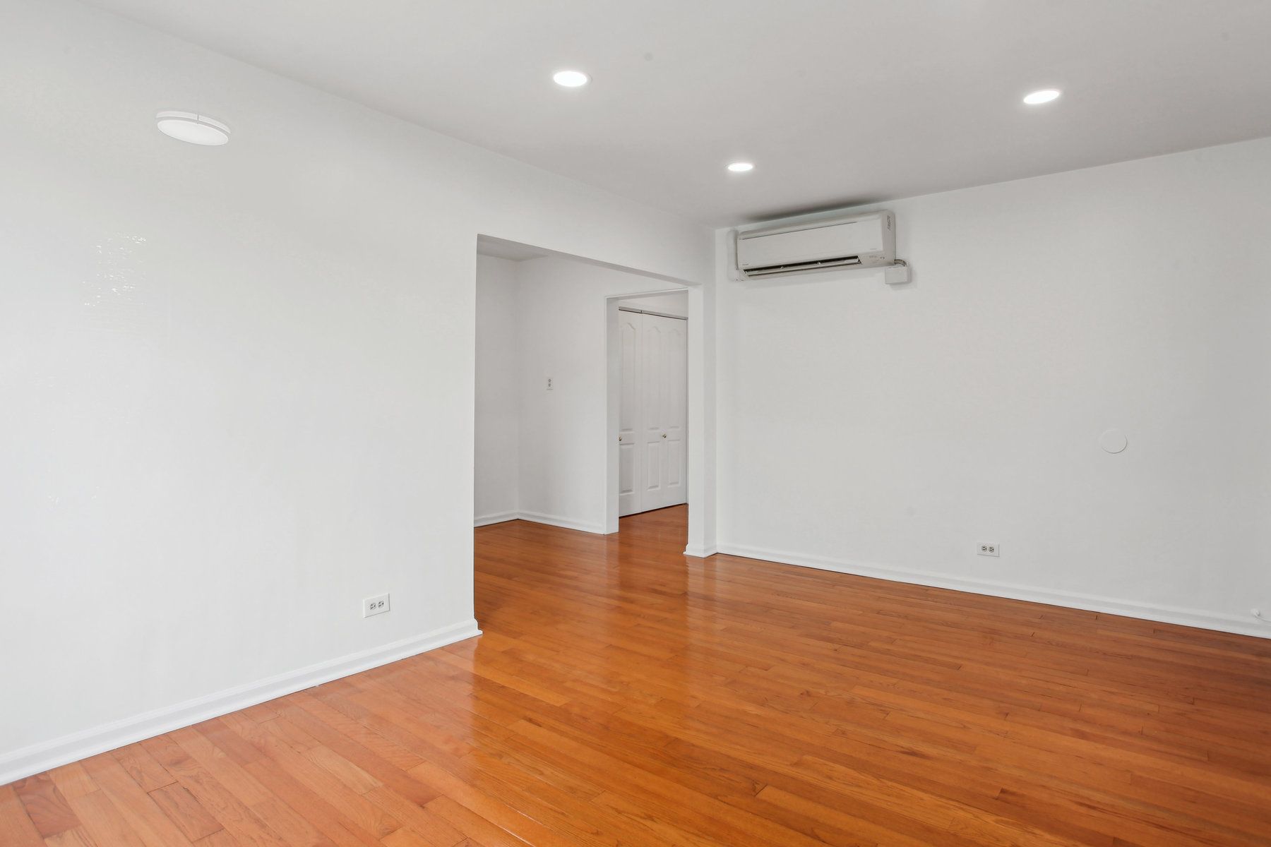 71-15 Park Drive E Unit# B