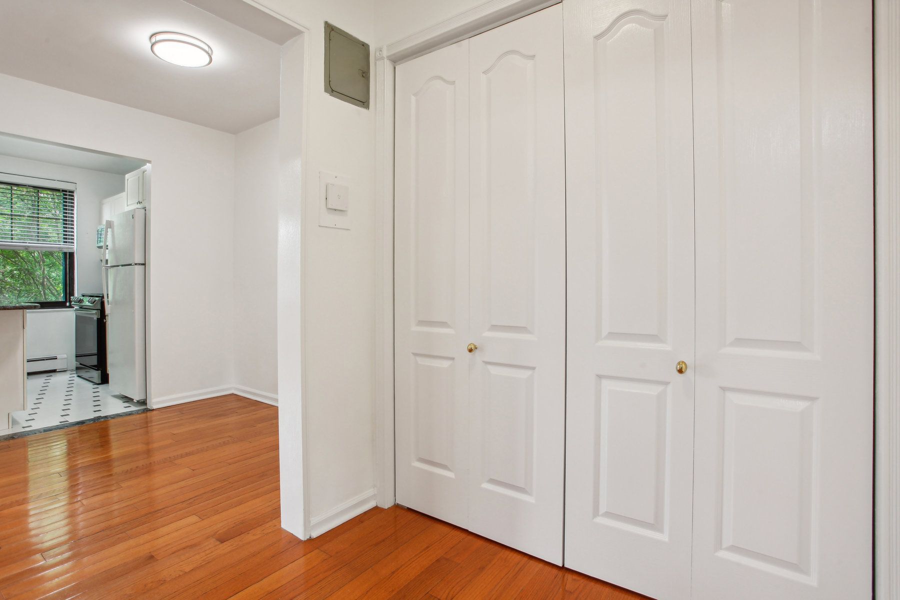 71-15 Park Drive E Unit# B