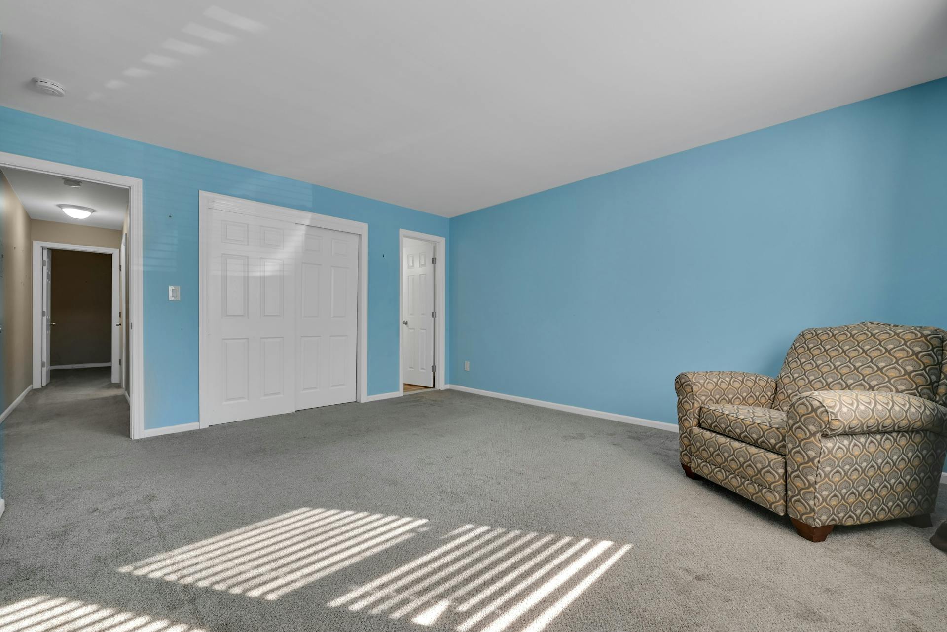 54 Milford Lane Unit# 2N