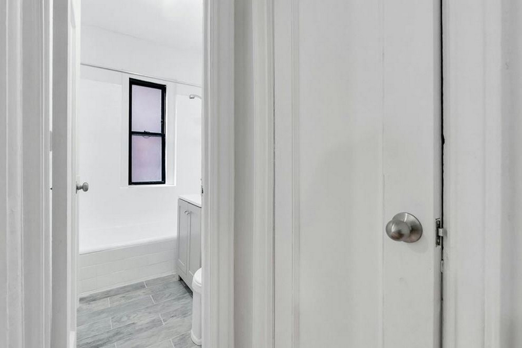 335 E 209th Street Unit# 4