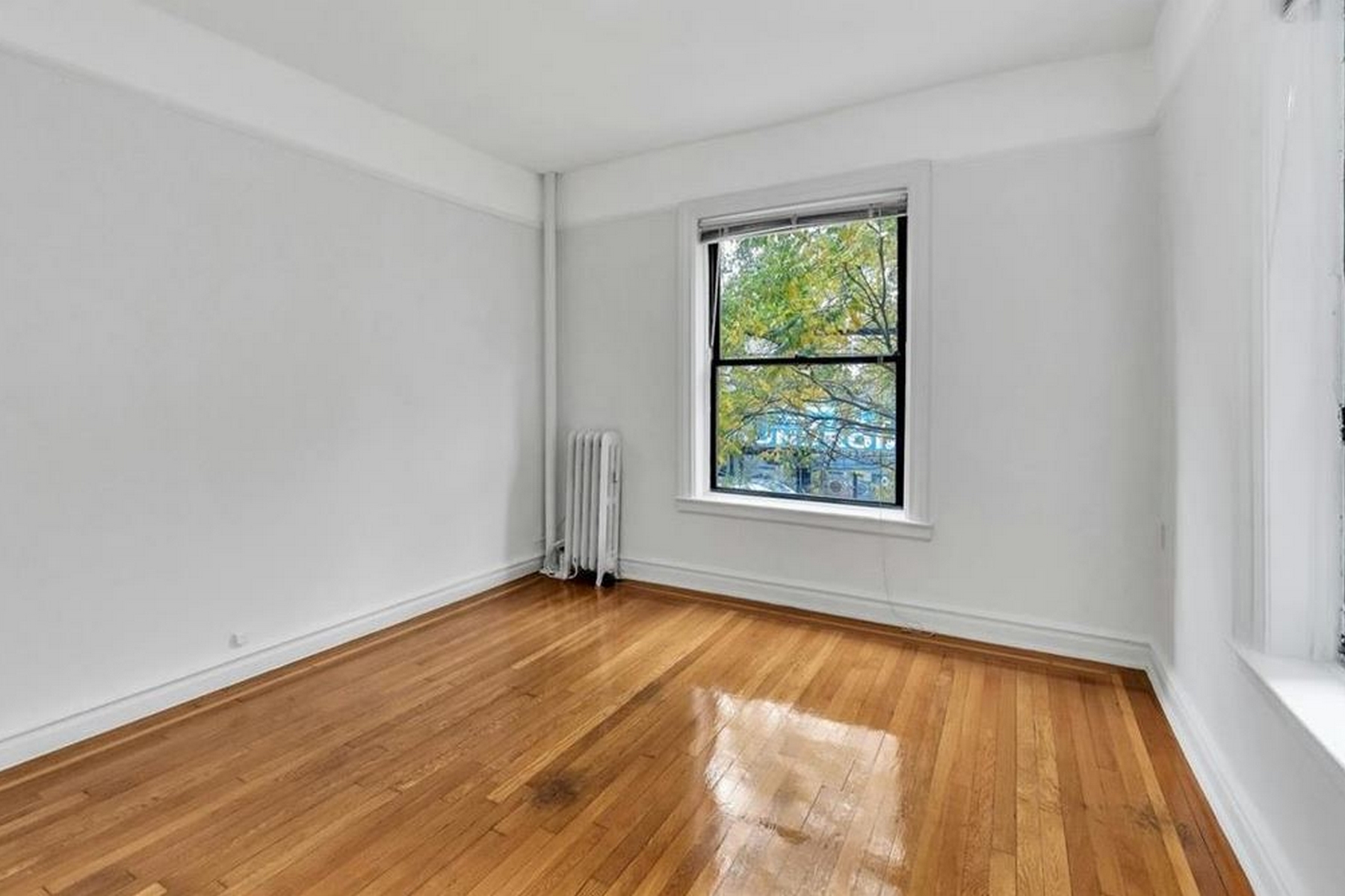 335 E 209th Street Unit# 4
