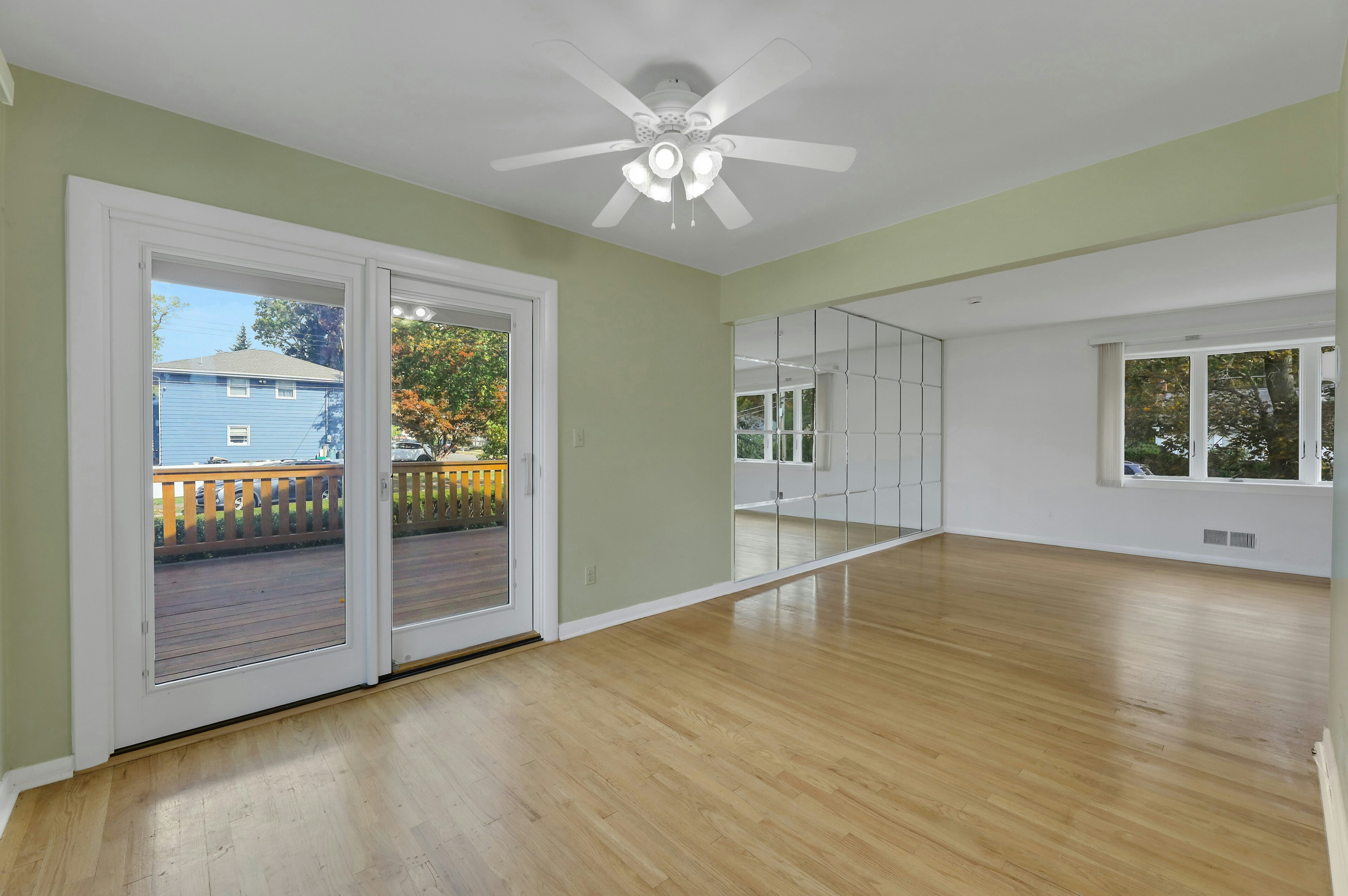 5 Forest Knoll Drive 