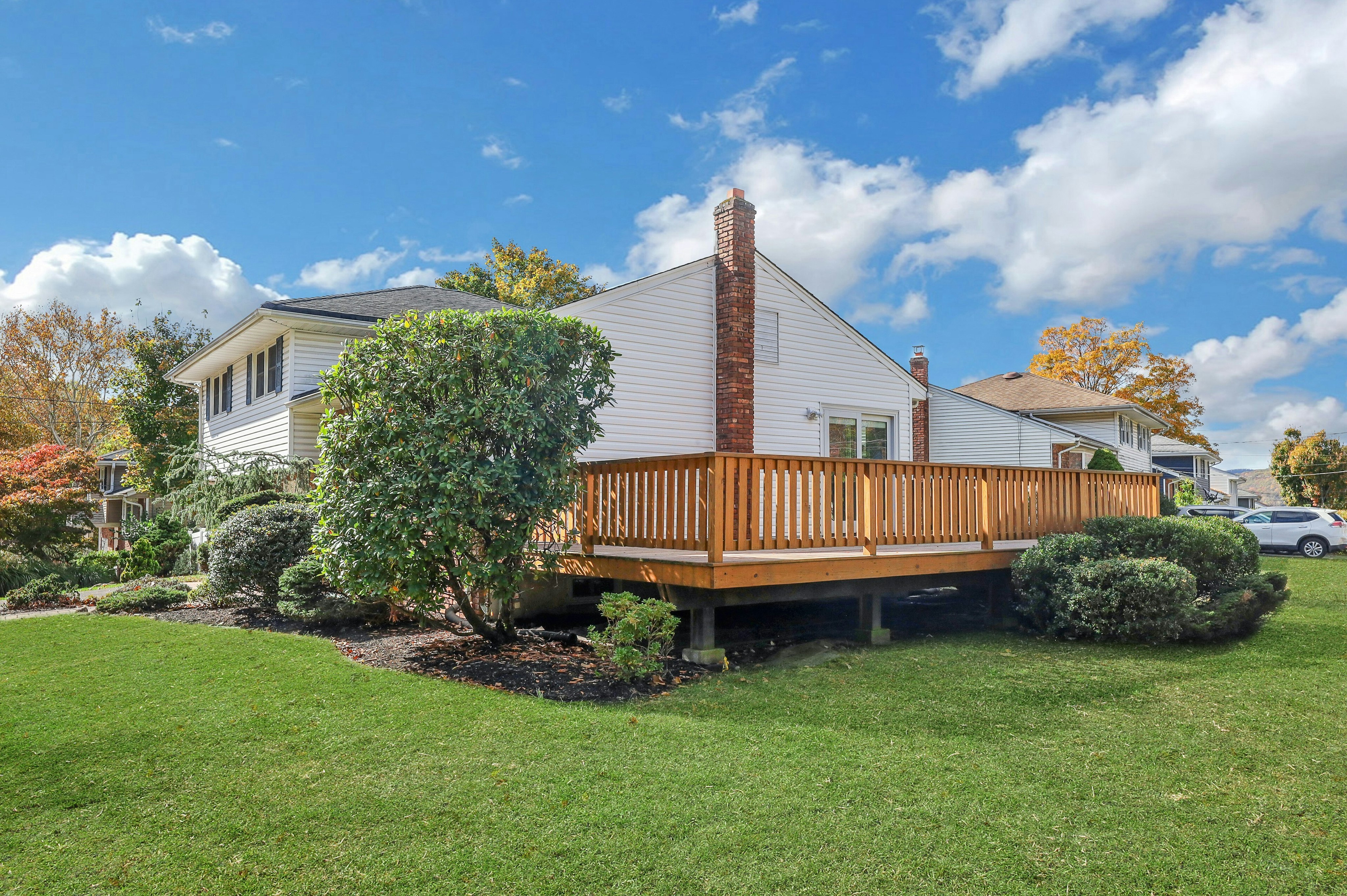 5 Forest Knoll Drive 