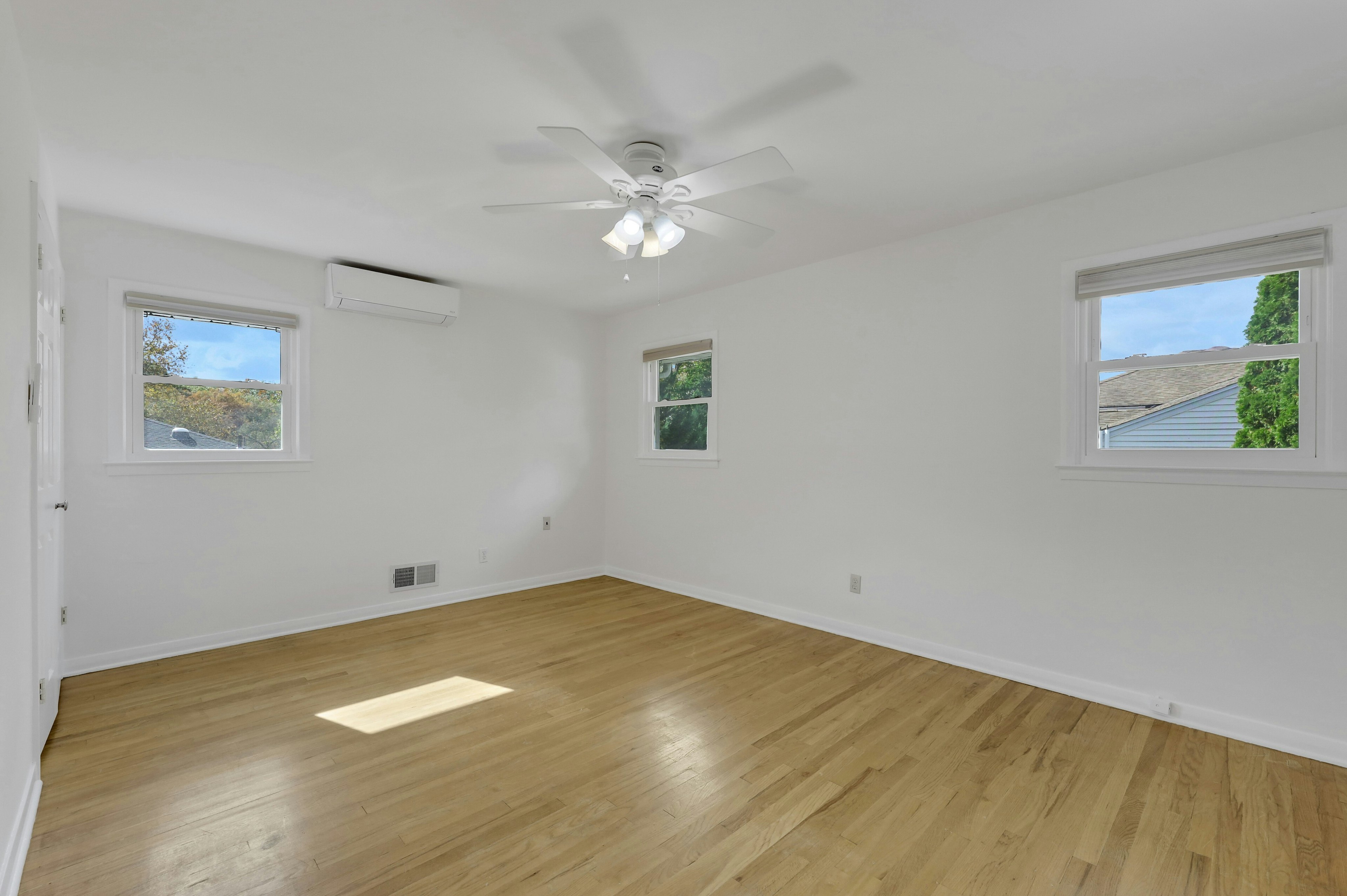 5 Forest Knoll Drive 