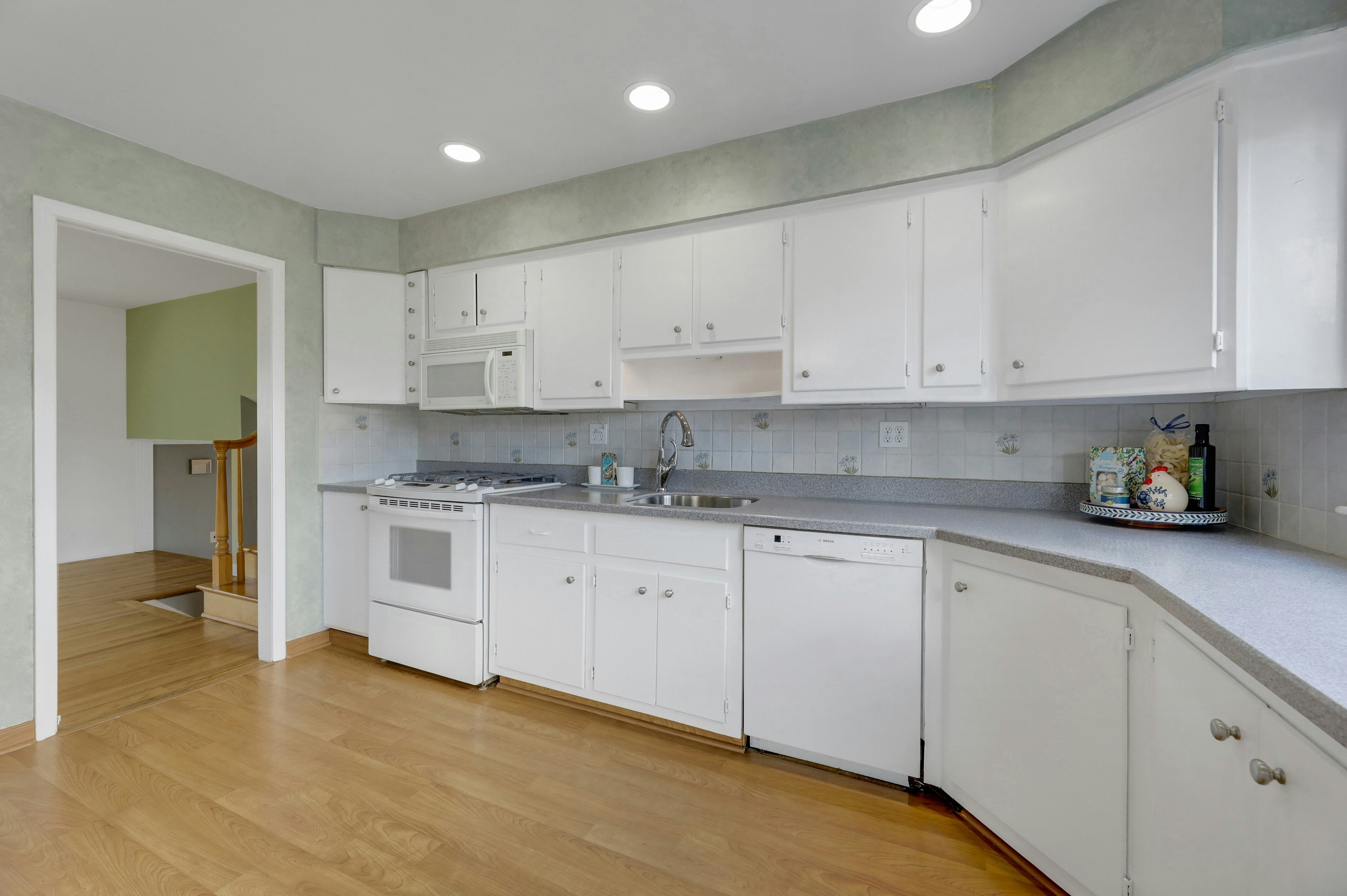 5 Forest Knoll Drive 