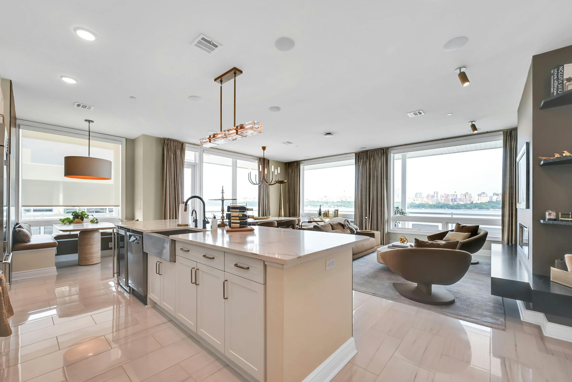 3 Somerset Lane 611