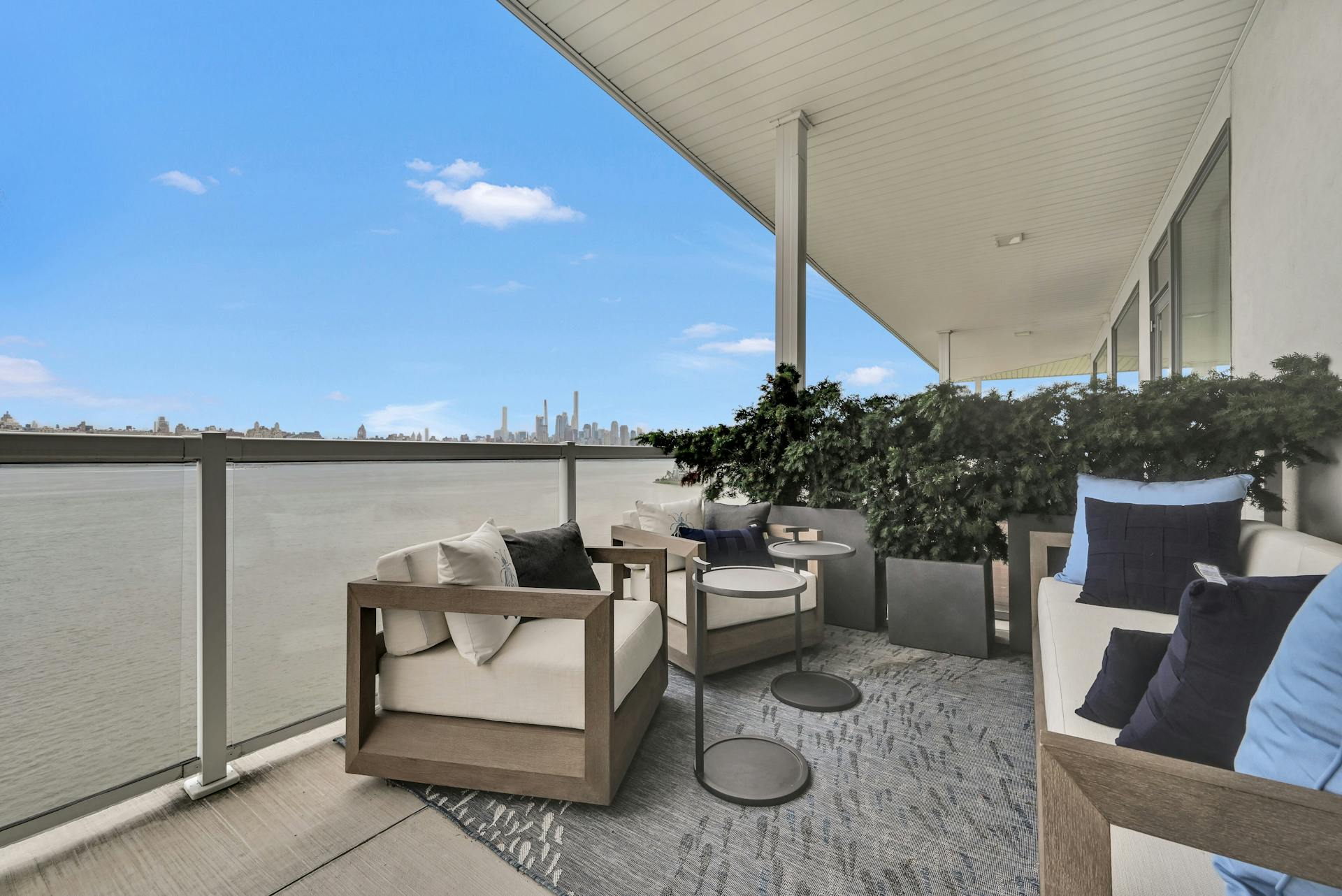 3 Somerset Lane 611