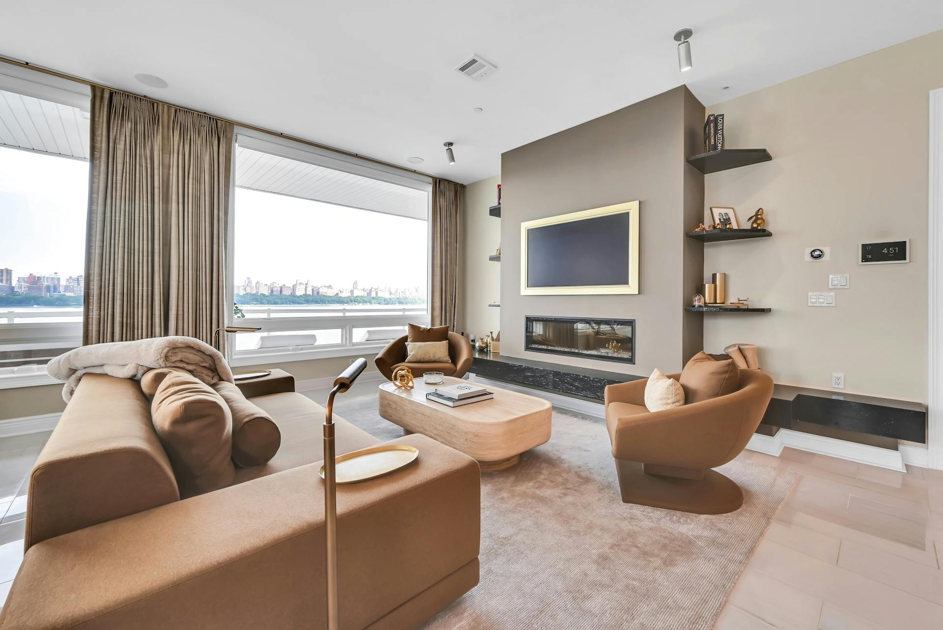 3 Somerset Lane 611