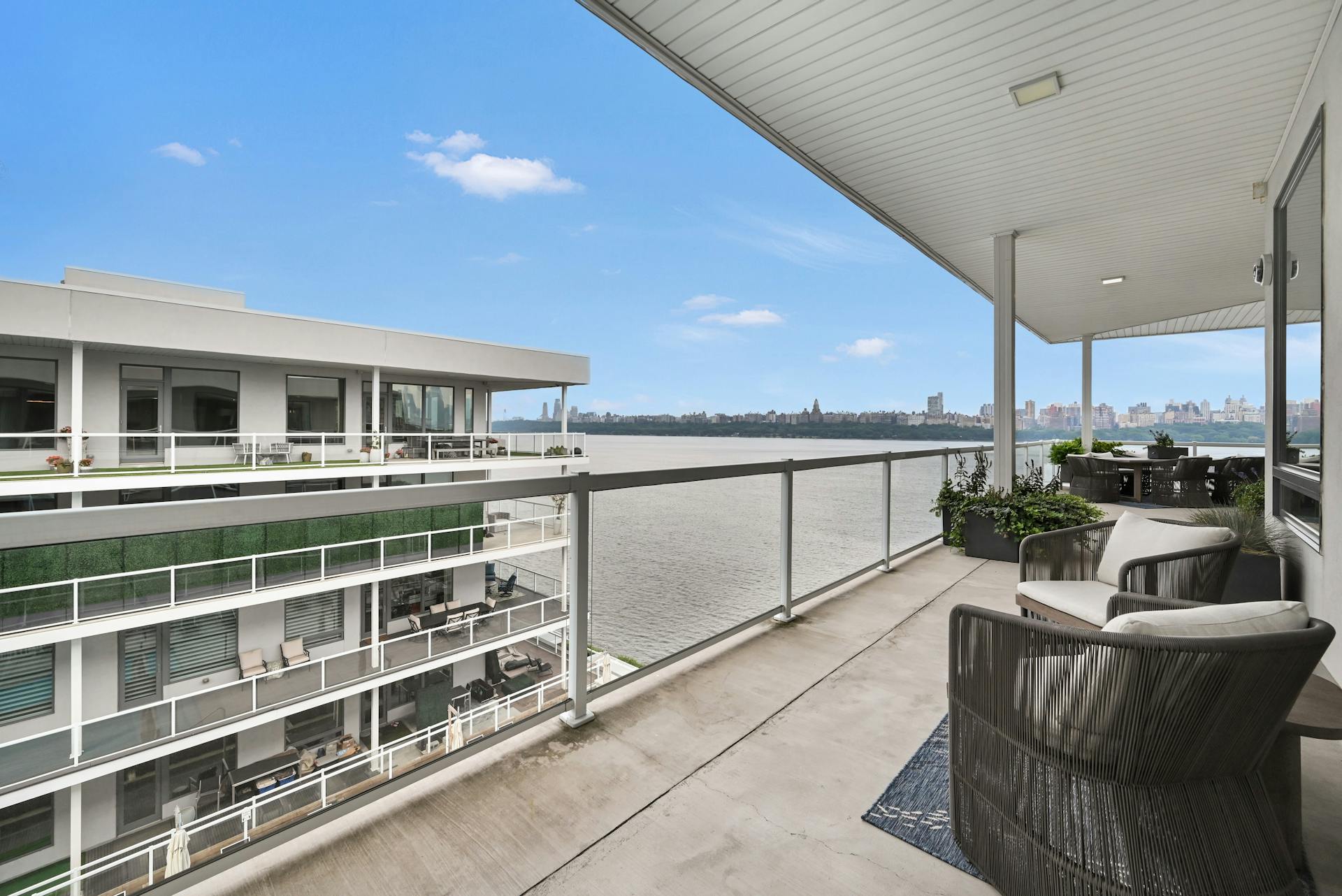 3 Somerset Lane 611
