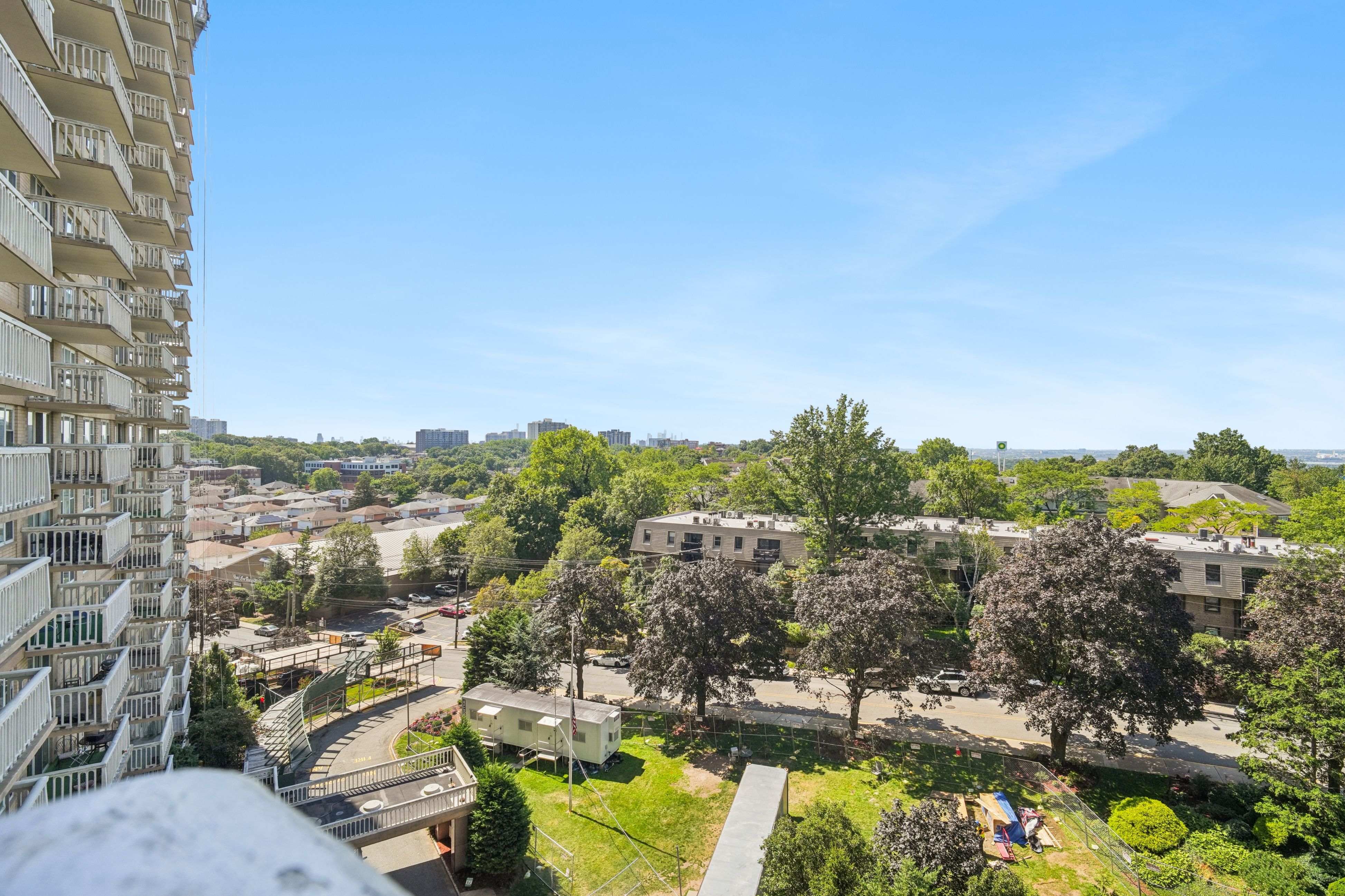 555 North Avenue #8P 