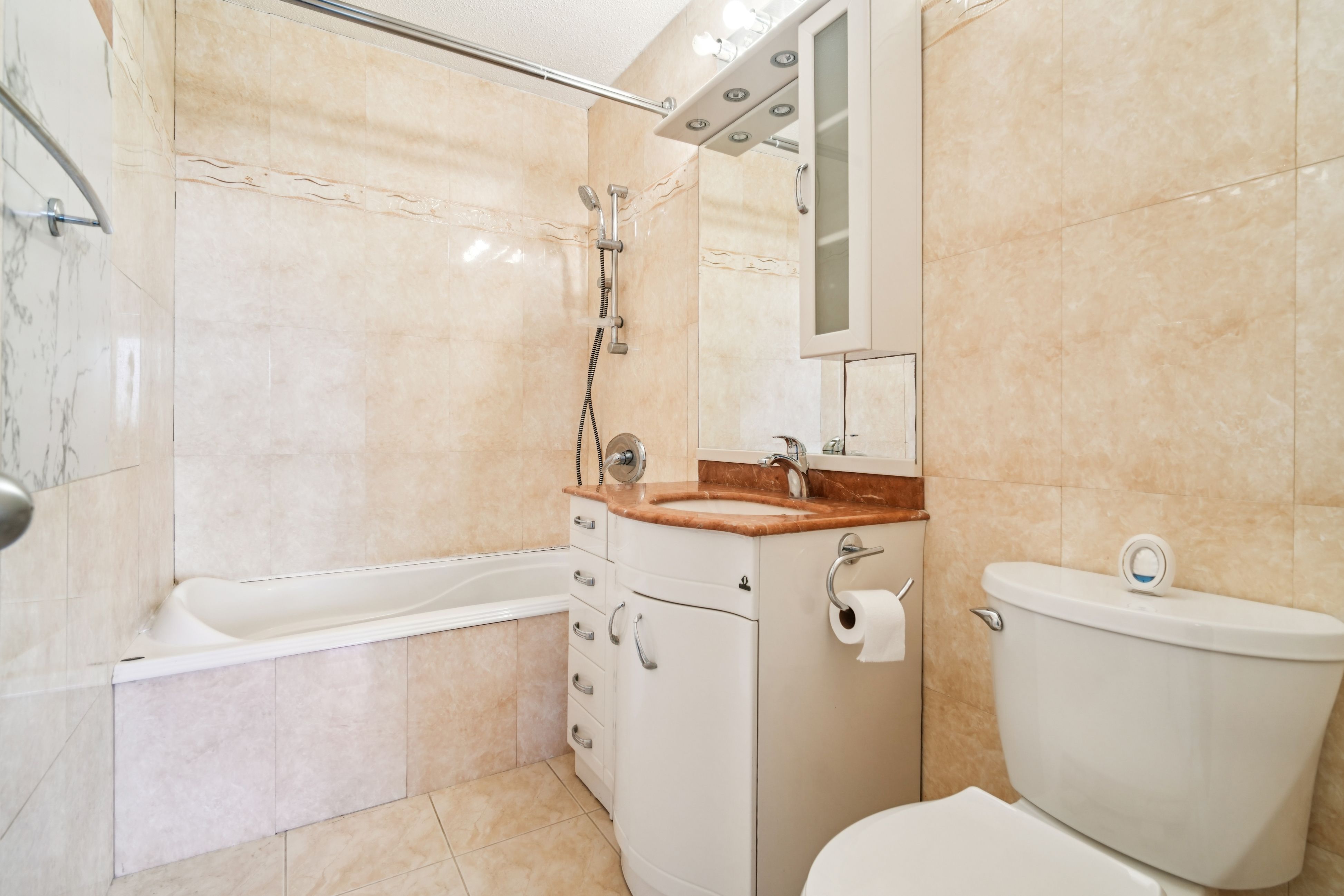 555 North Avenue #8P 