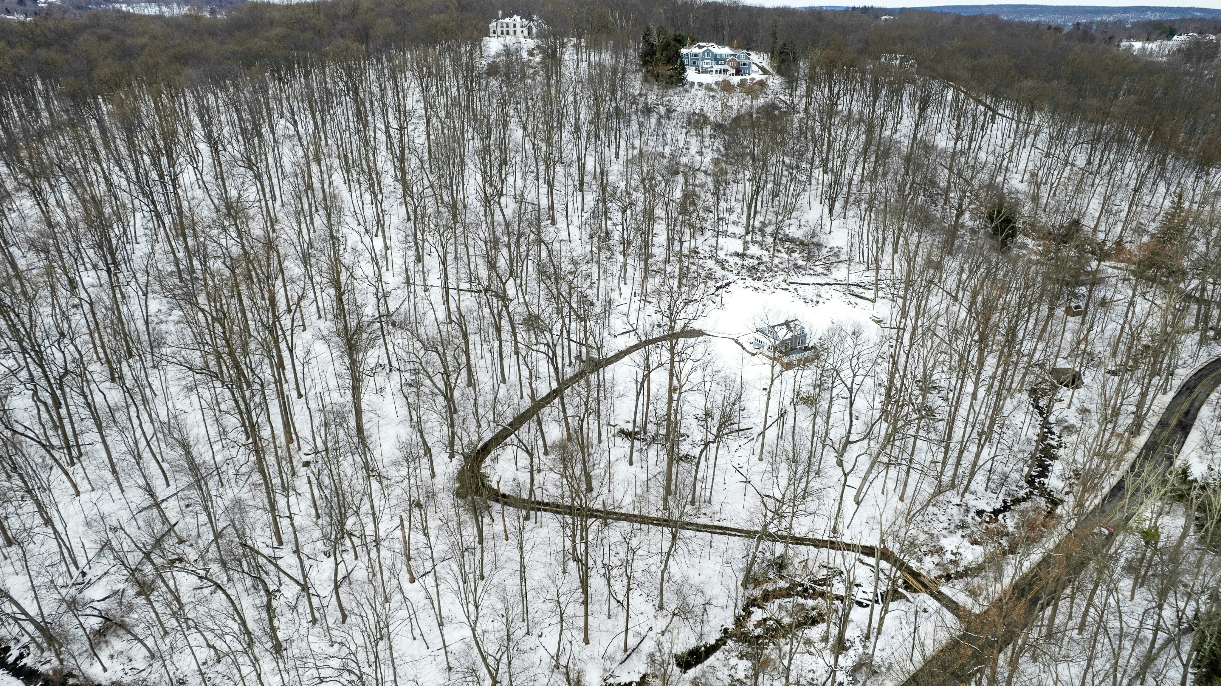 220 Hardscrabble Road 