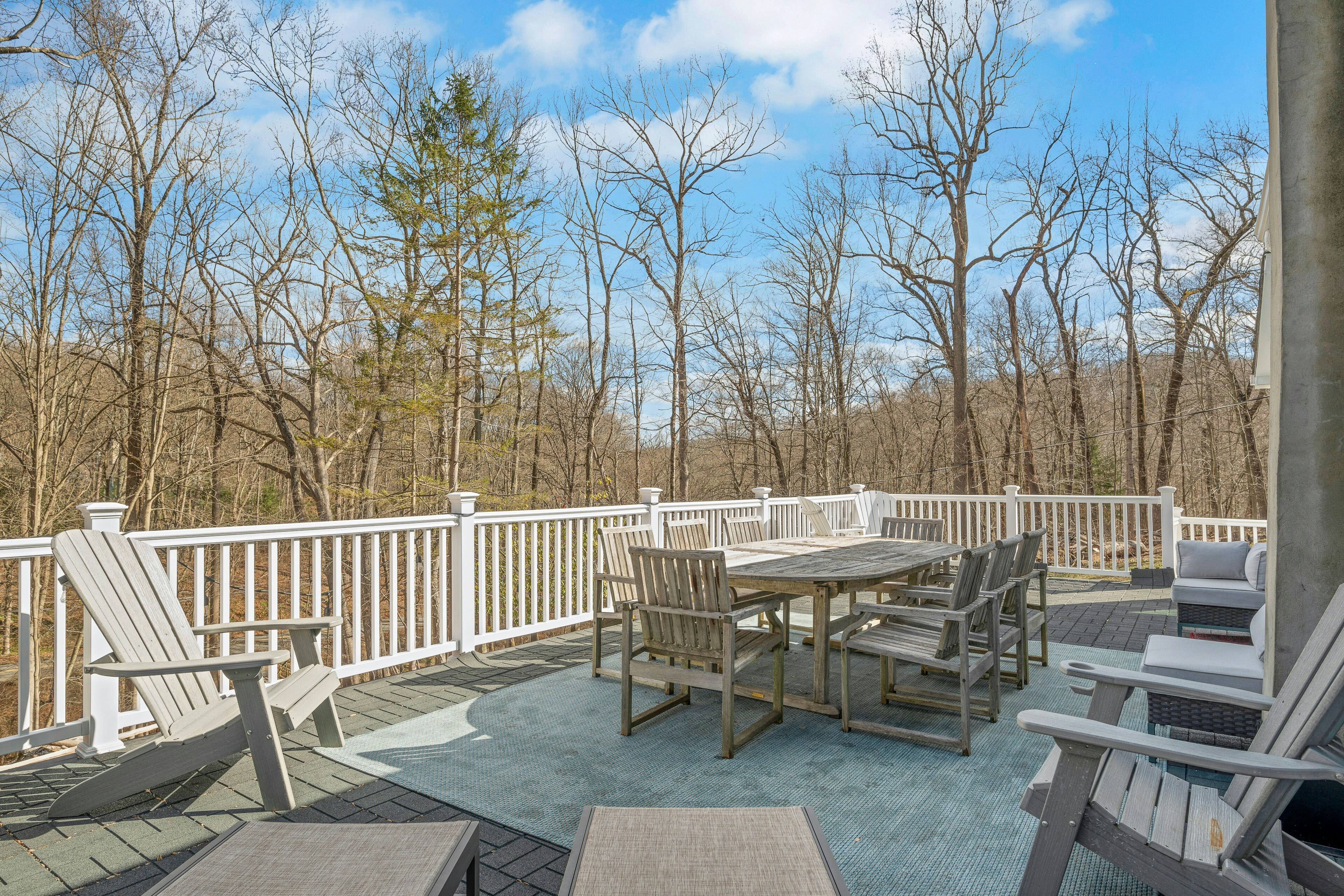 220 Hardscrabble Road 