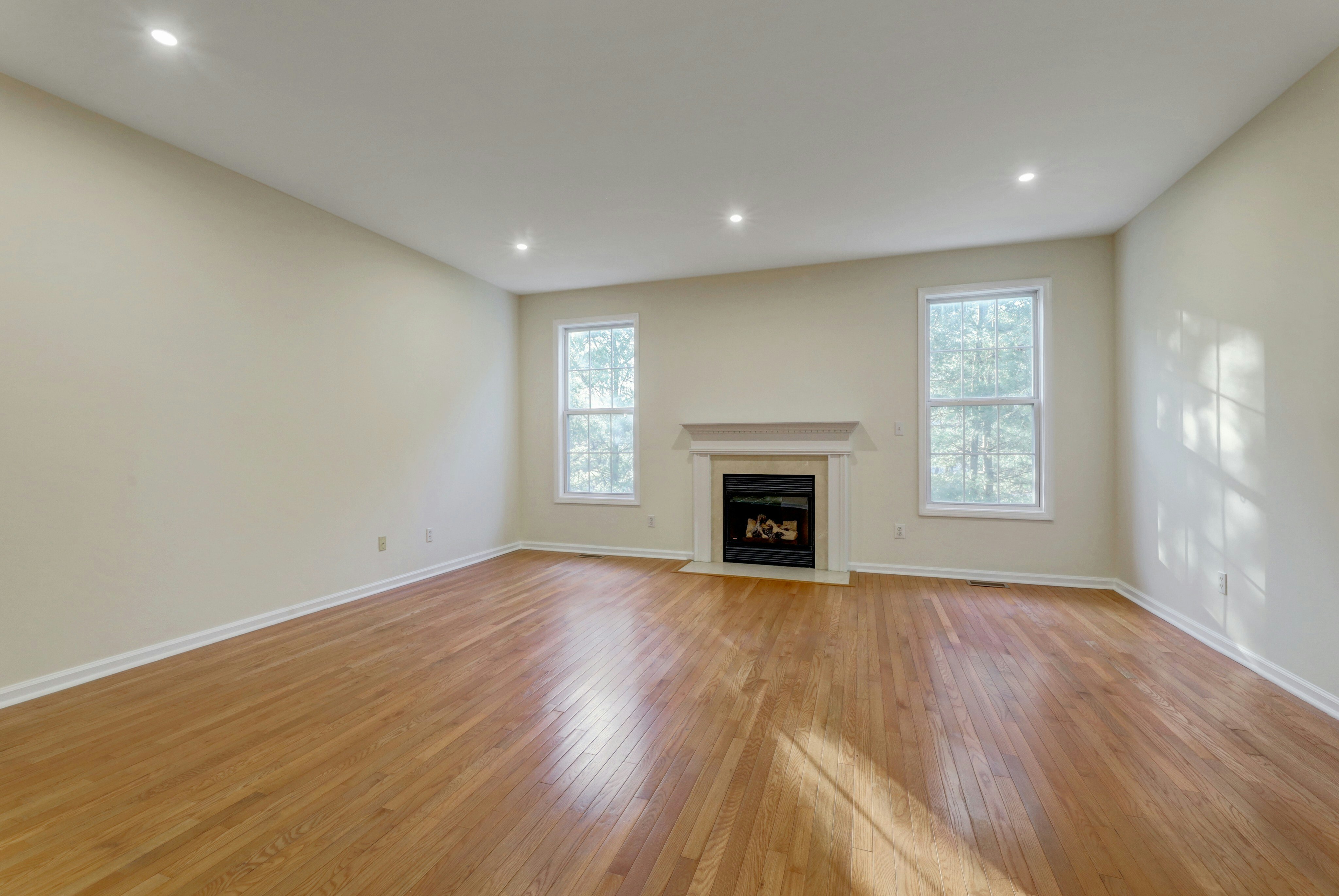 582 Brittany Circle 