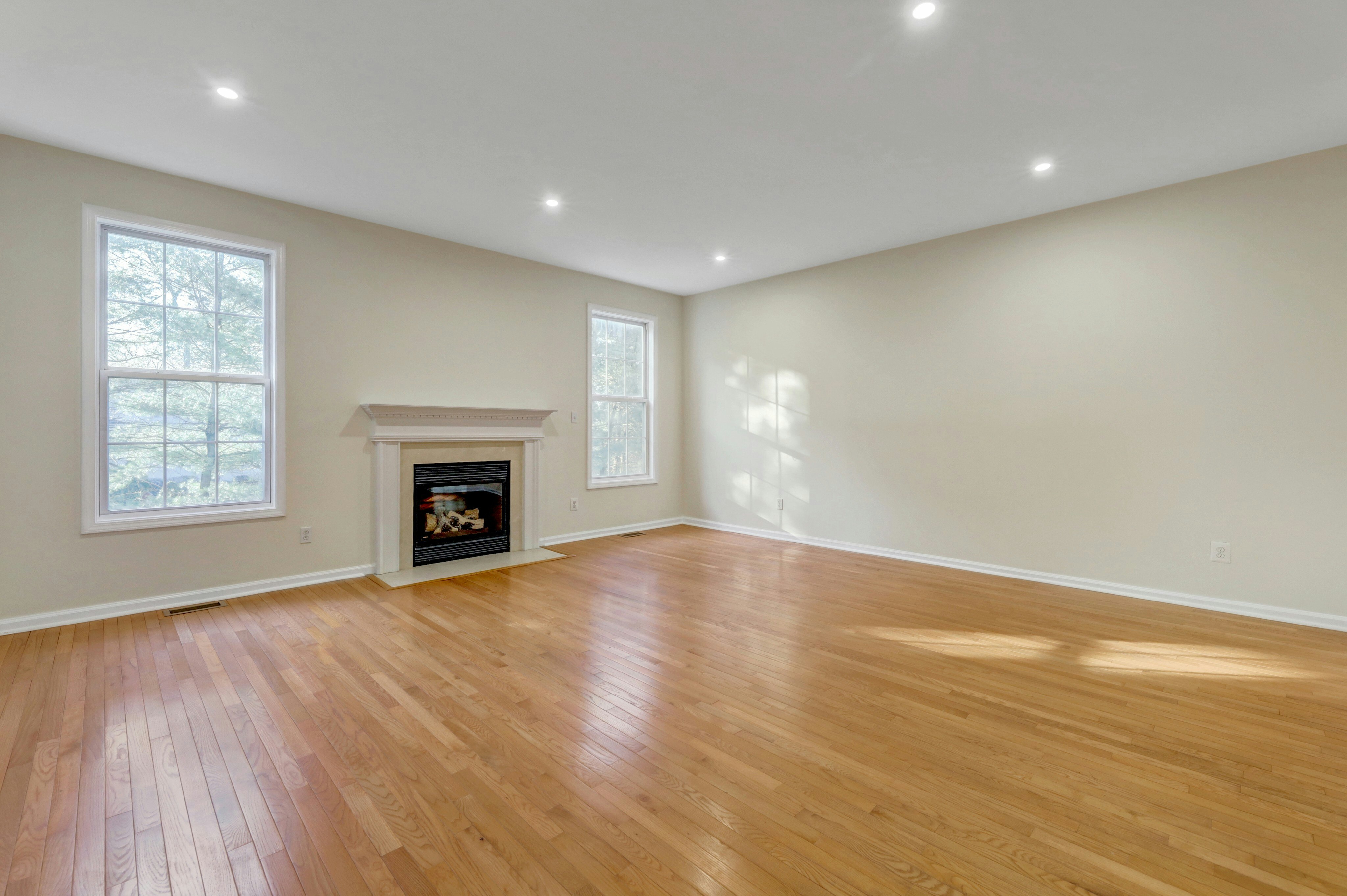 582 Brittany Circle 