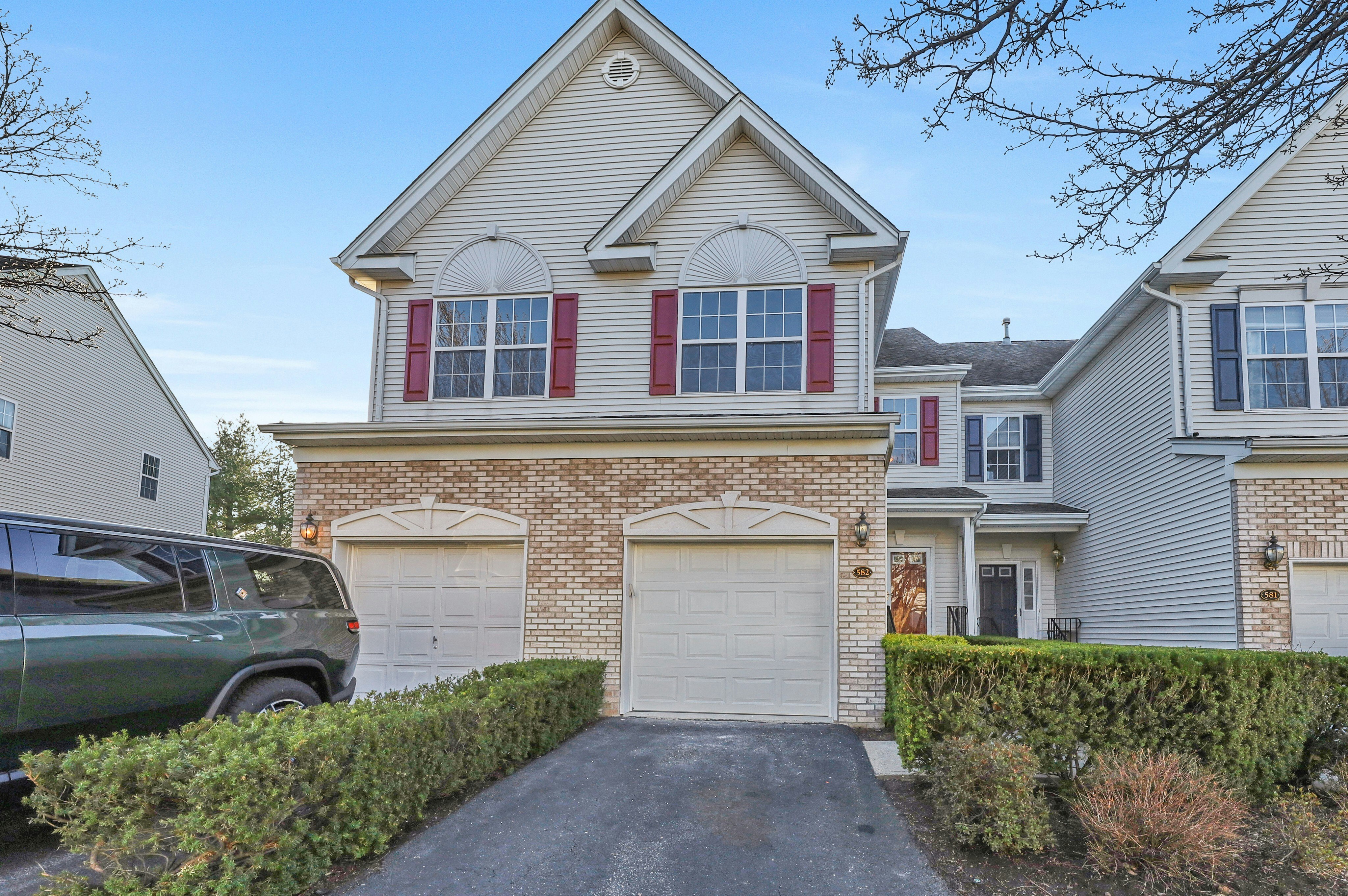 582 Brittany Circle 
