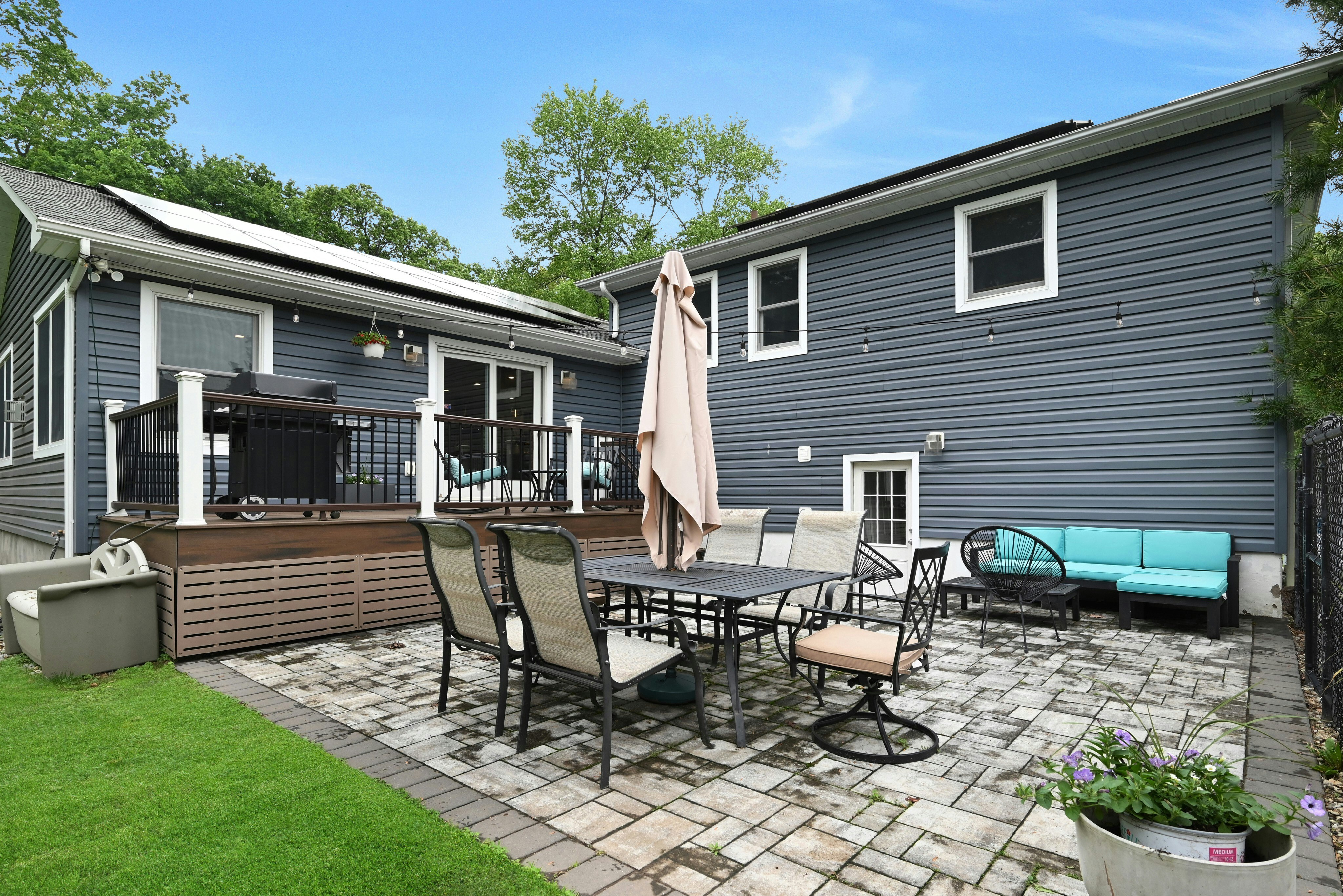 7 Van Orden Avenue 