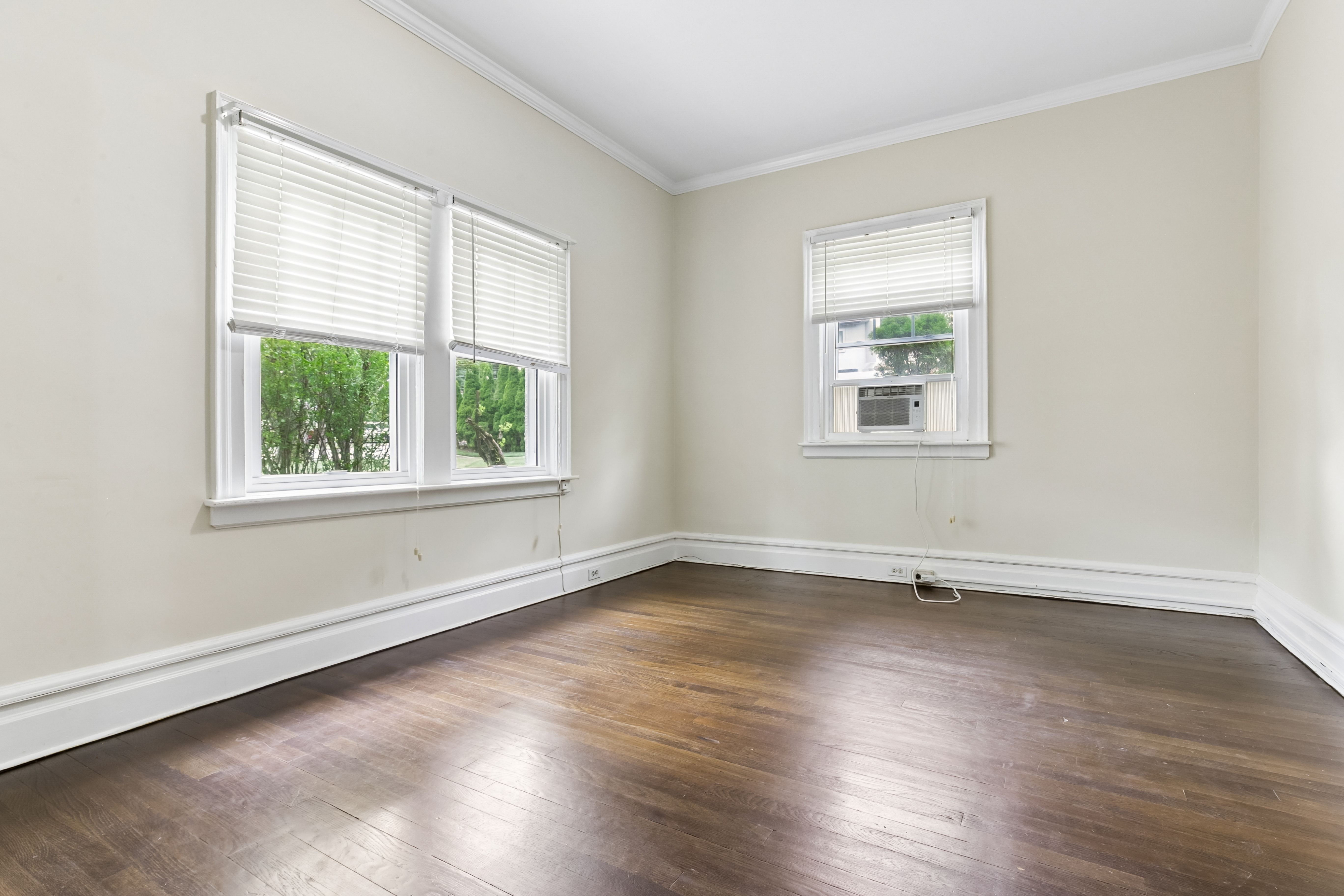 195 River Edge Road, 1 