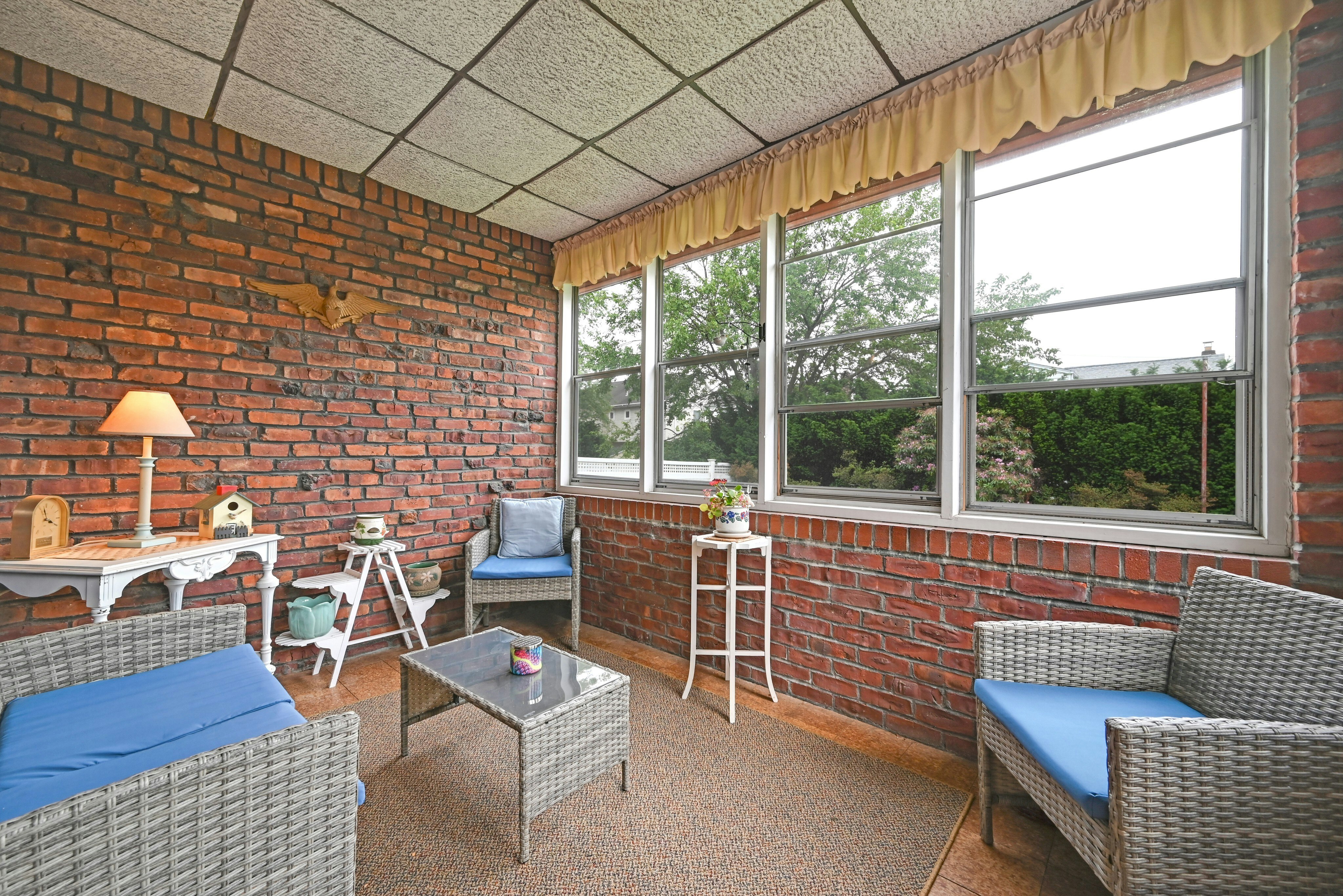 23-14 Ellington Road 