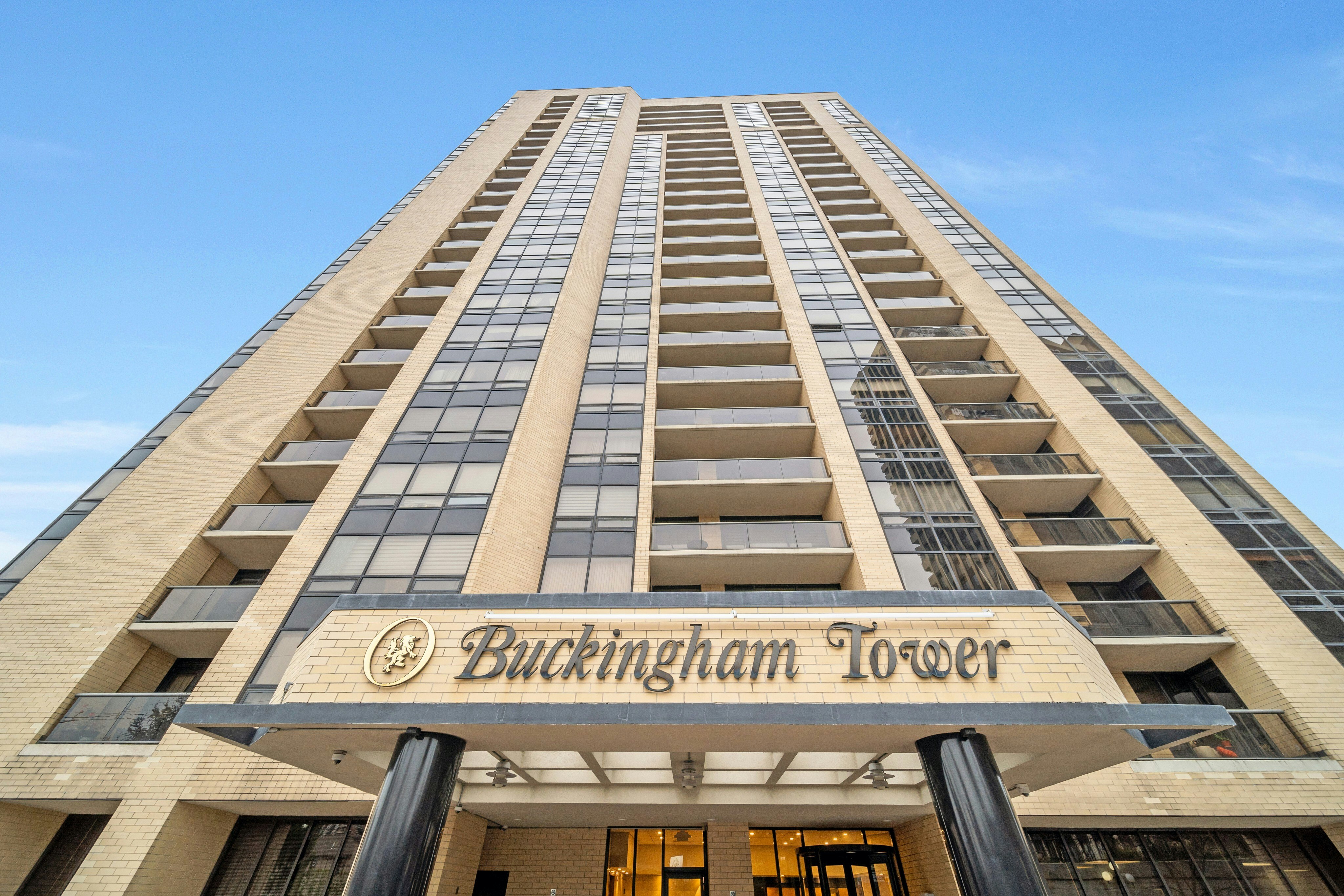 800 Palisade Avenue Unit 24E