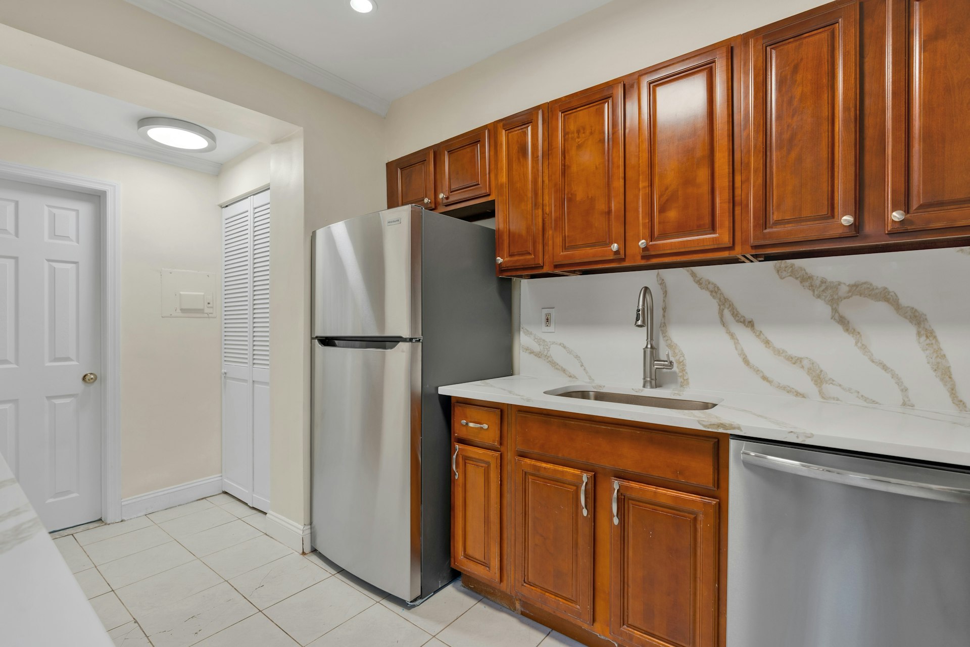 590 Palisade Avenue Unit 2