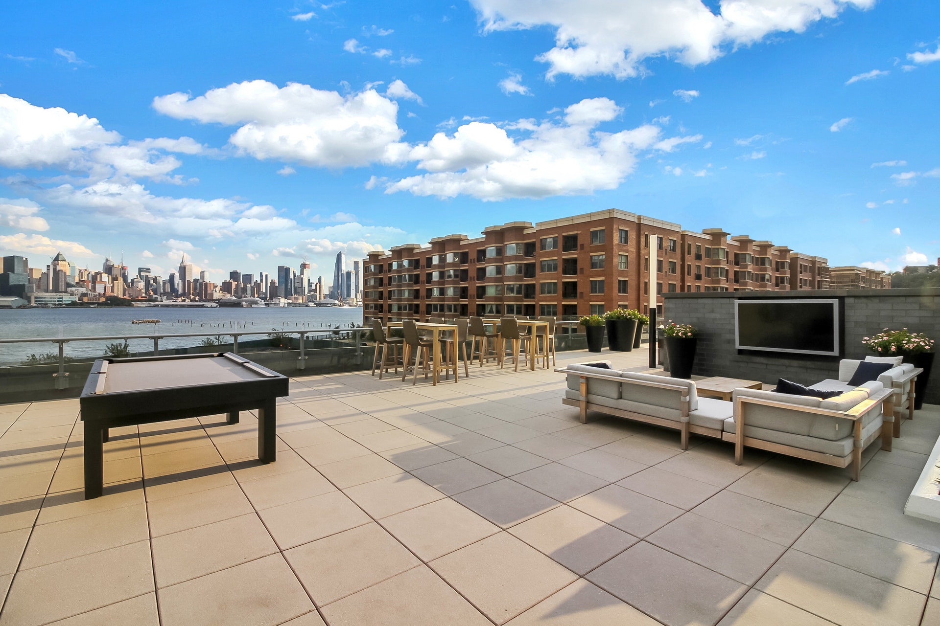9 Avenue at Port Imperial, #625