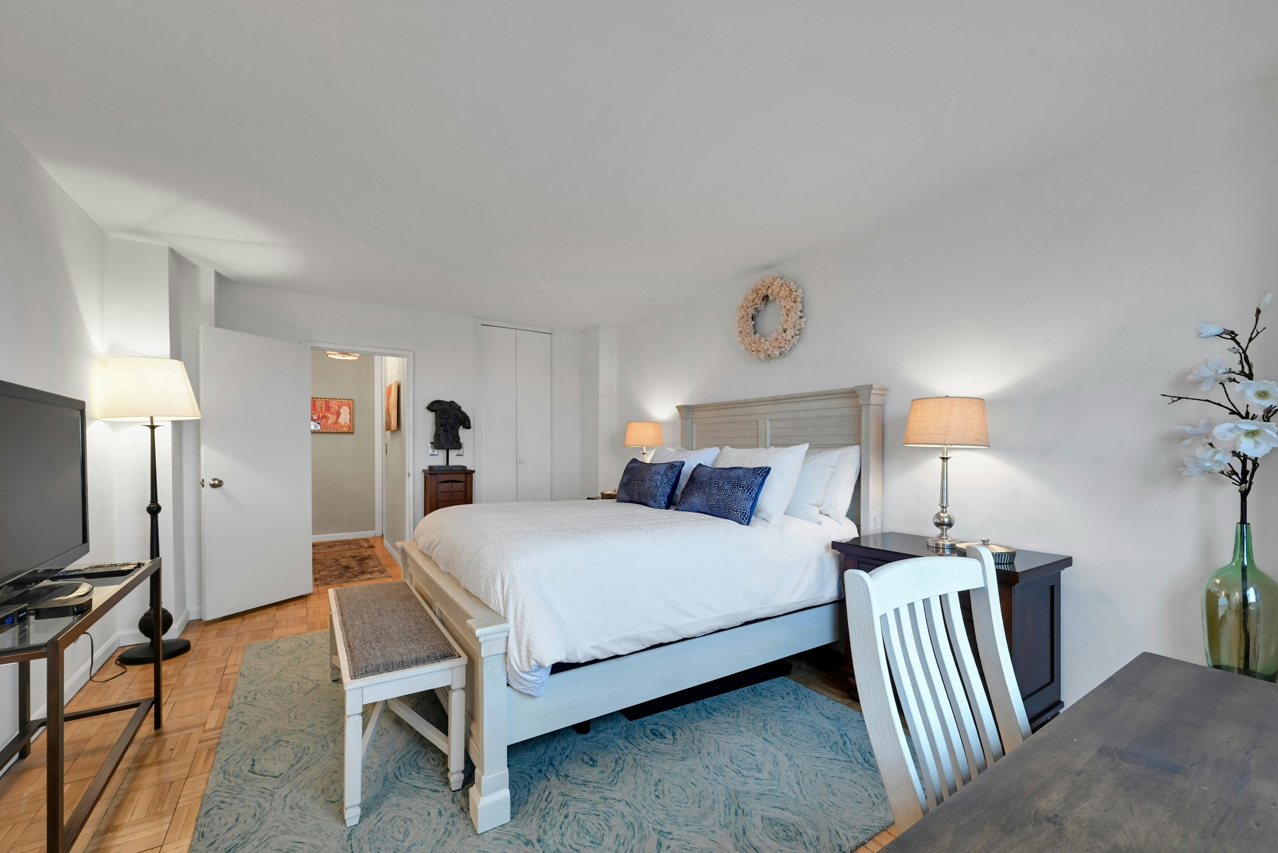 2000 Linwood Avenue #18B 