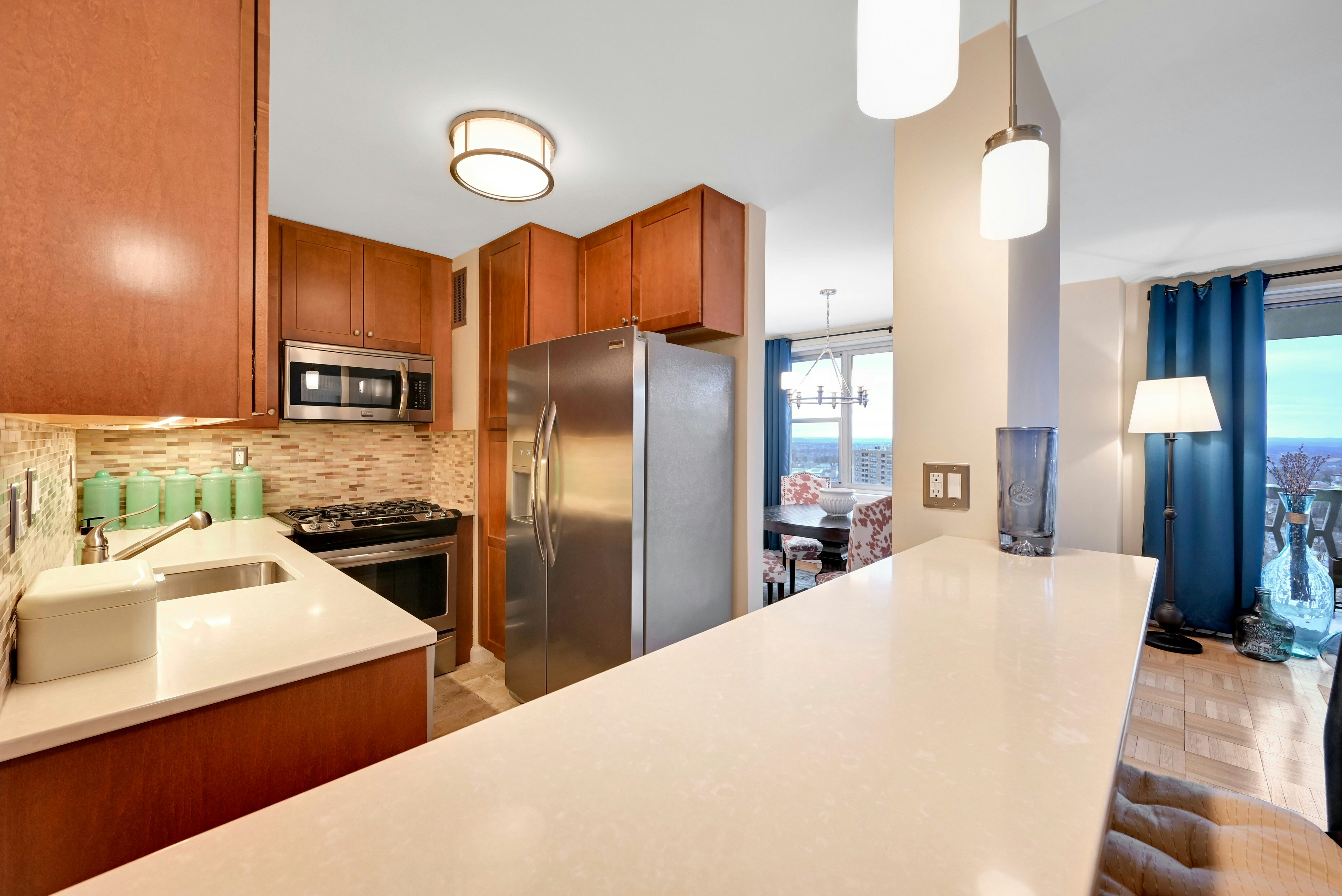 2000 Linwood Avenue #18B 