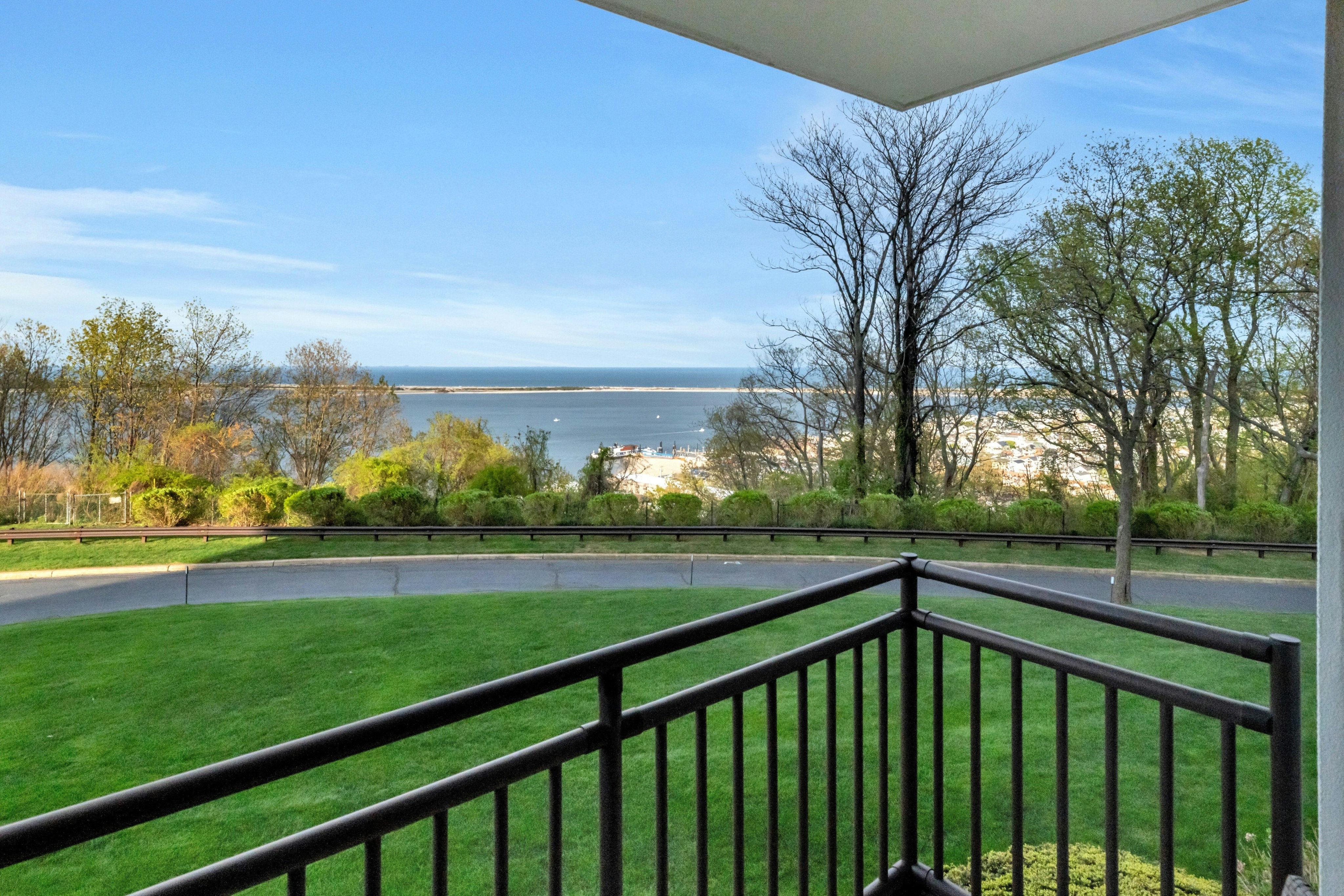 1 Scenic Drive Unit # 209
