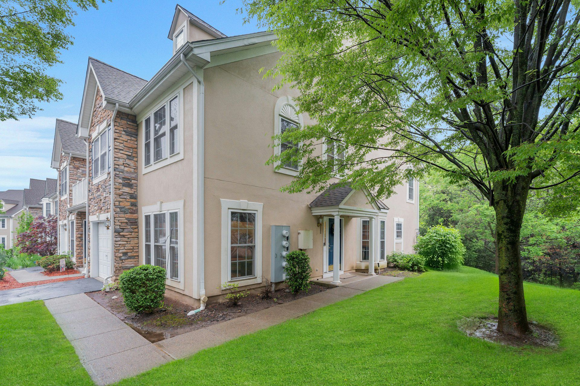 28 Peach Tree Lane 