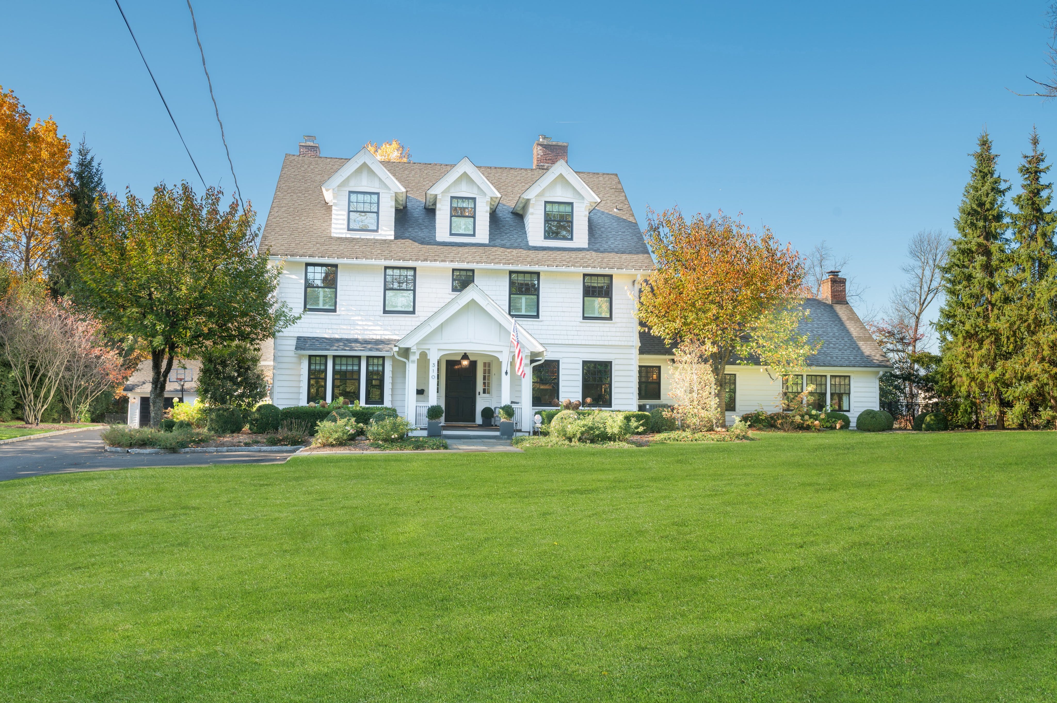 310 Summit Avenue 