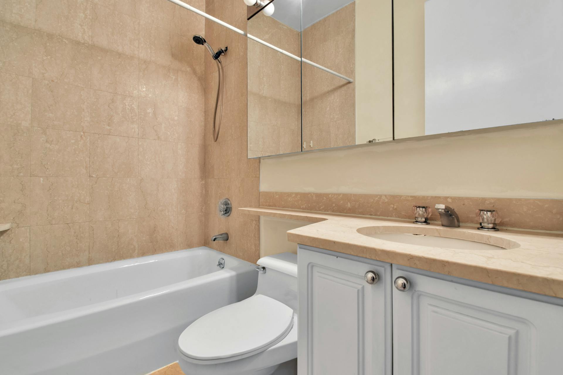 120 East 87th Street P8G