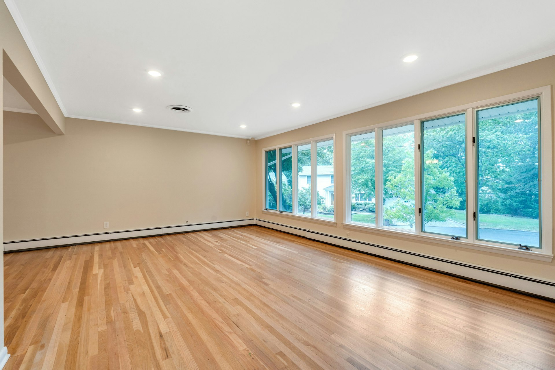 32 Rock Road 