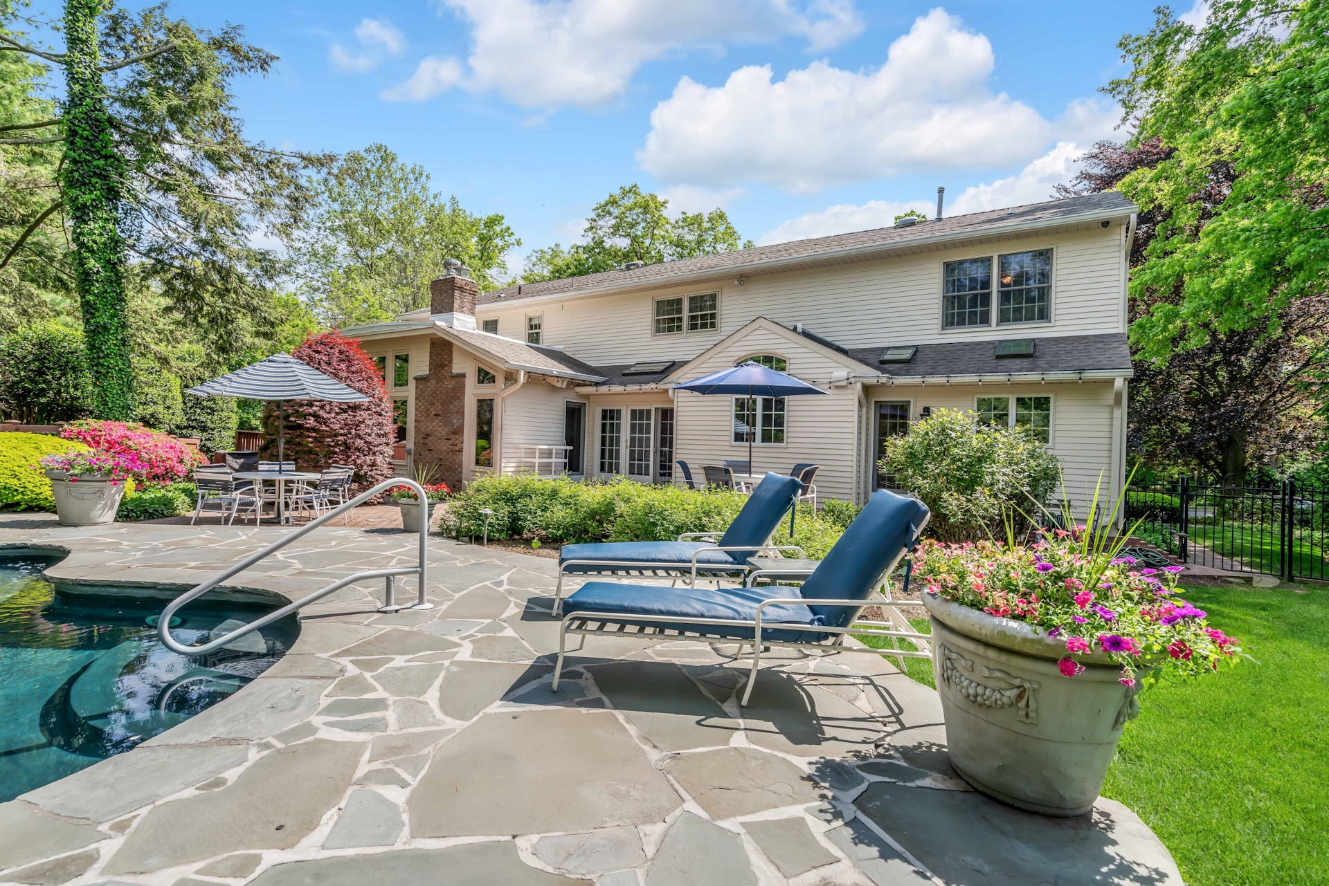 265 Lotte Road 