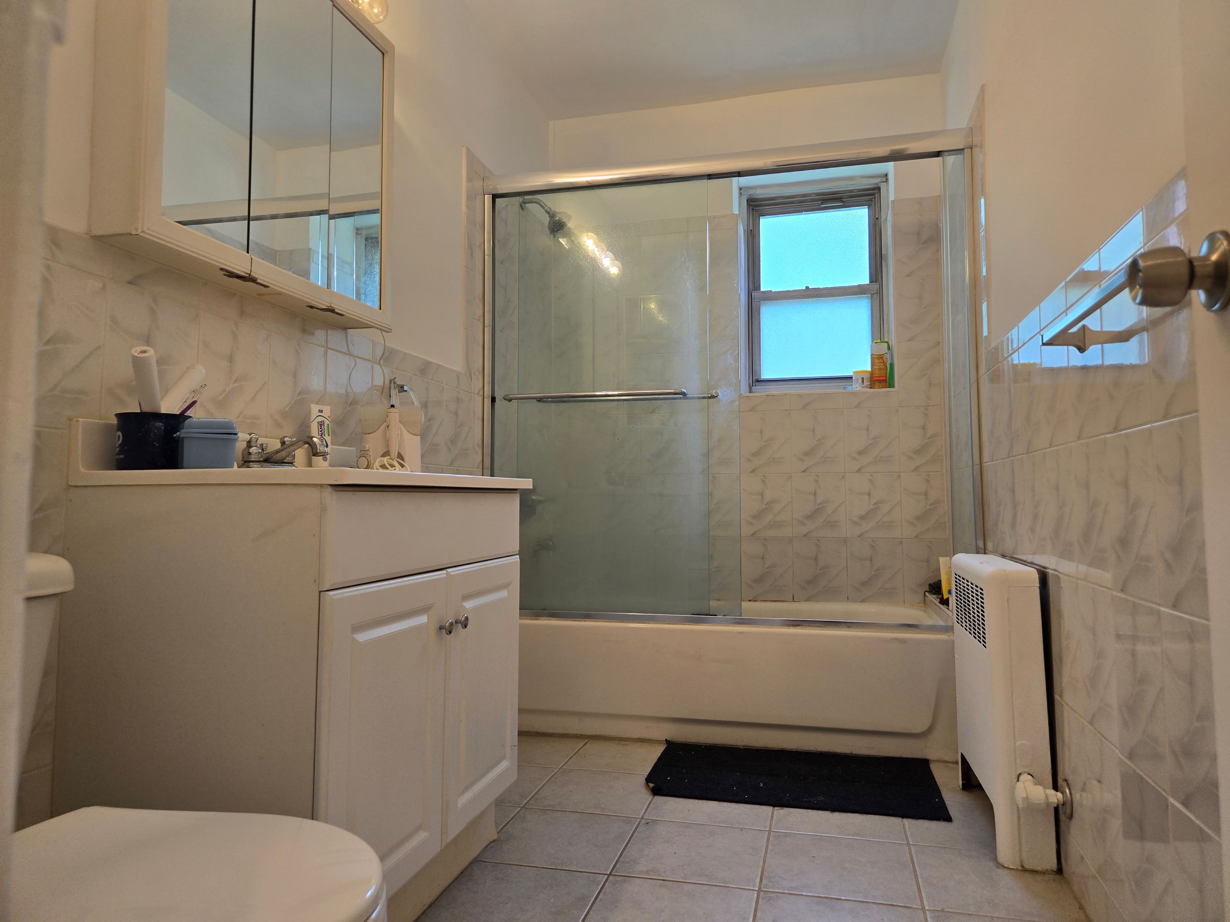 2330 Linwood Ave #1F 