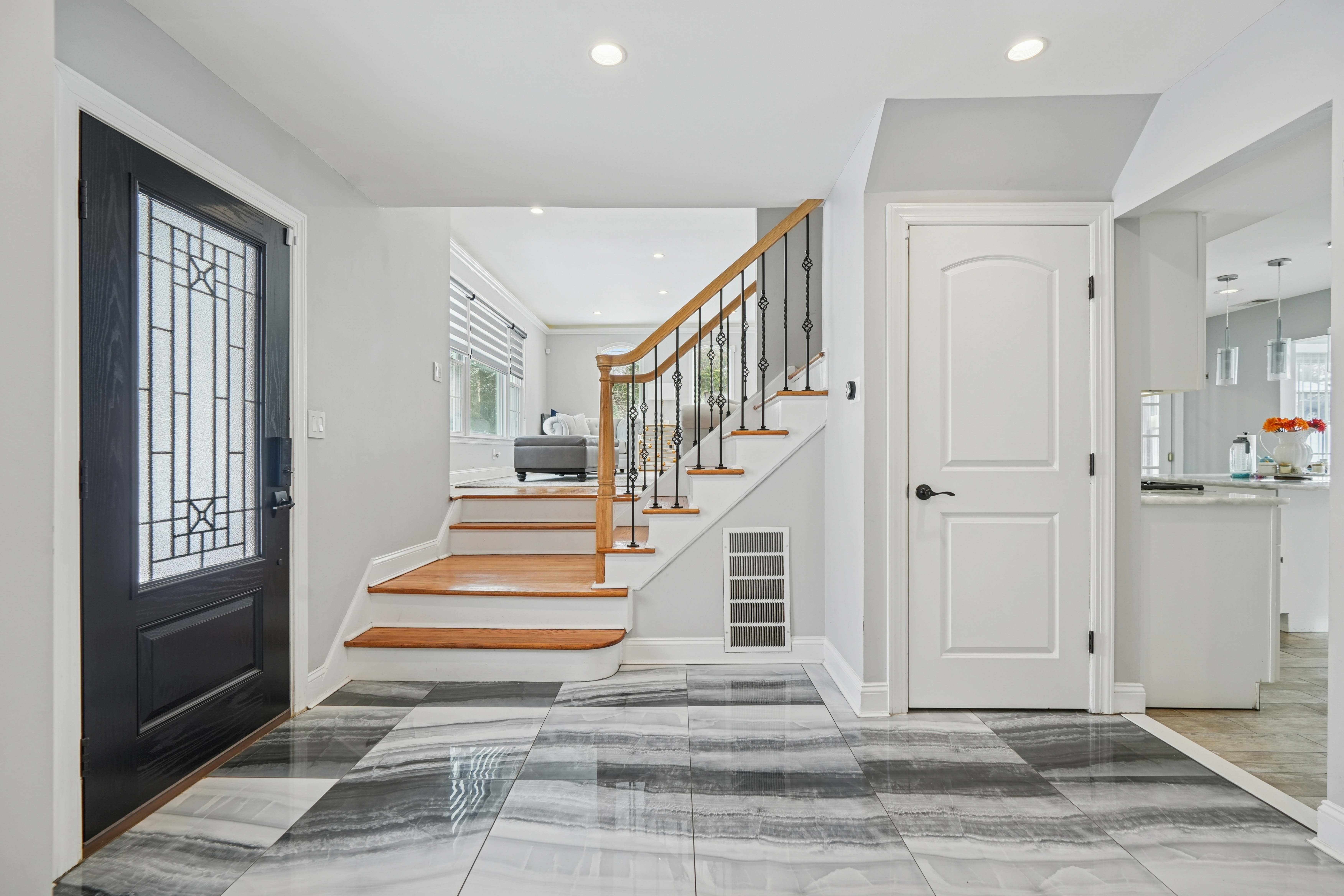 25 Nathan Way 