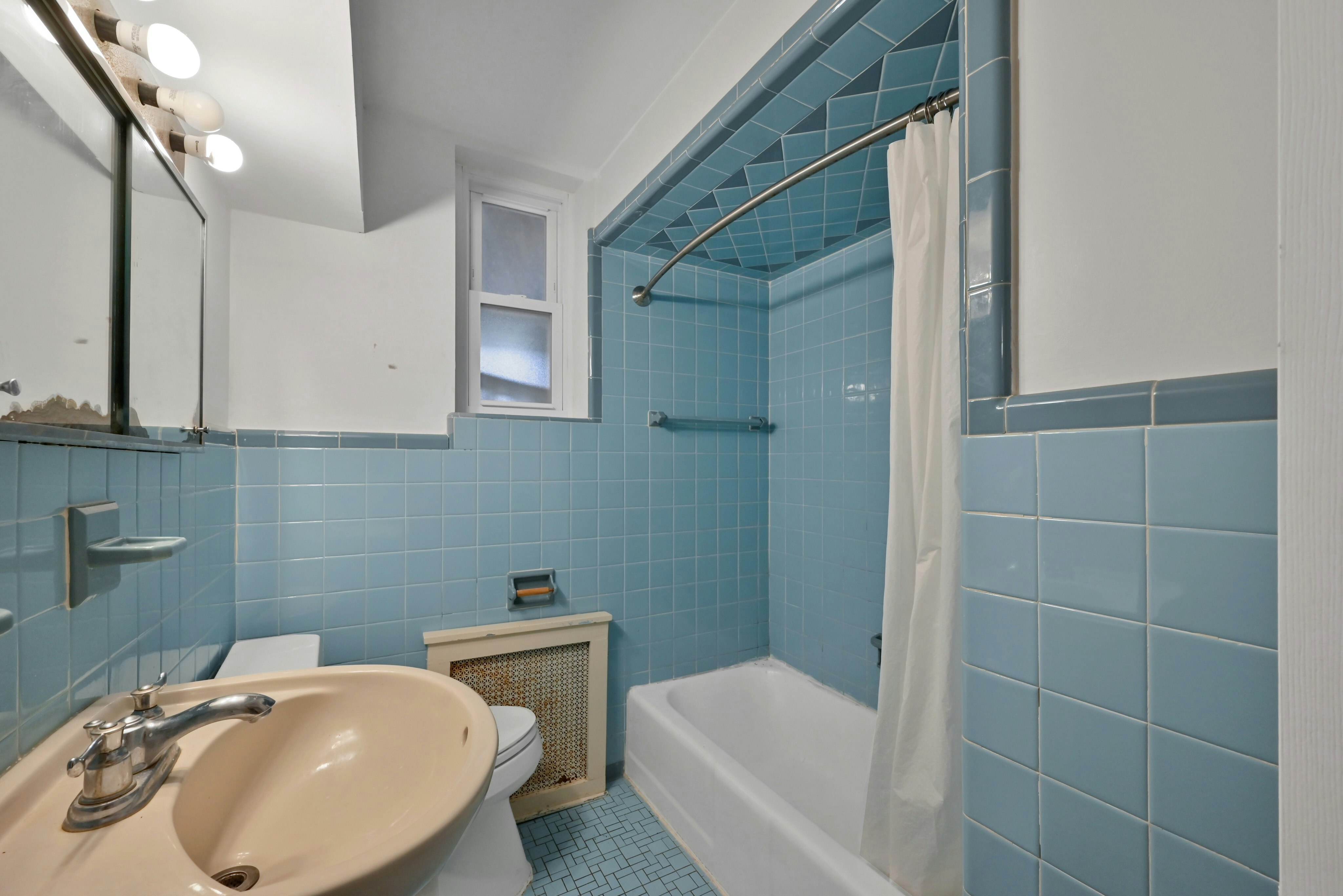 1227 Inwood Terrace 