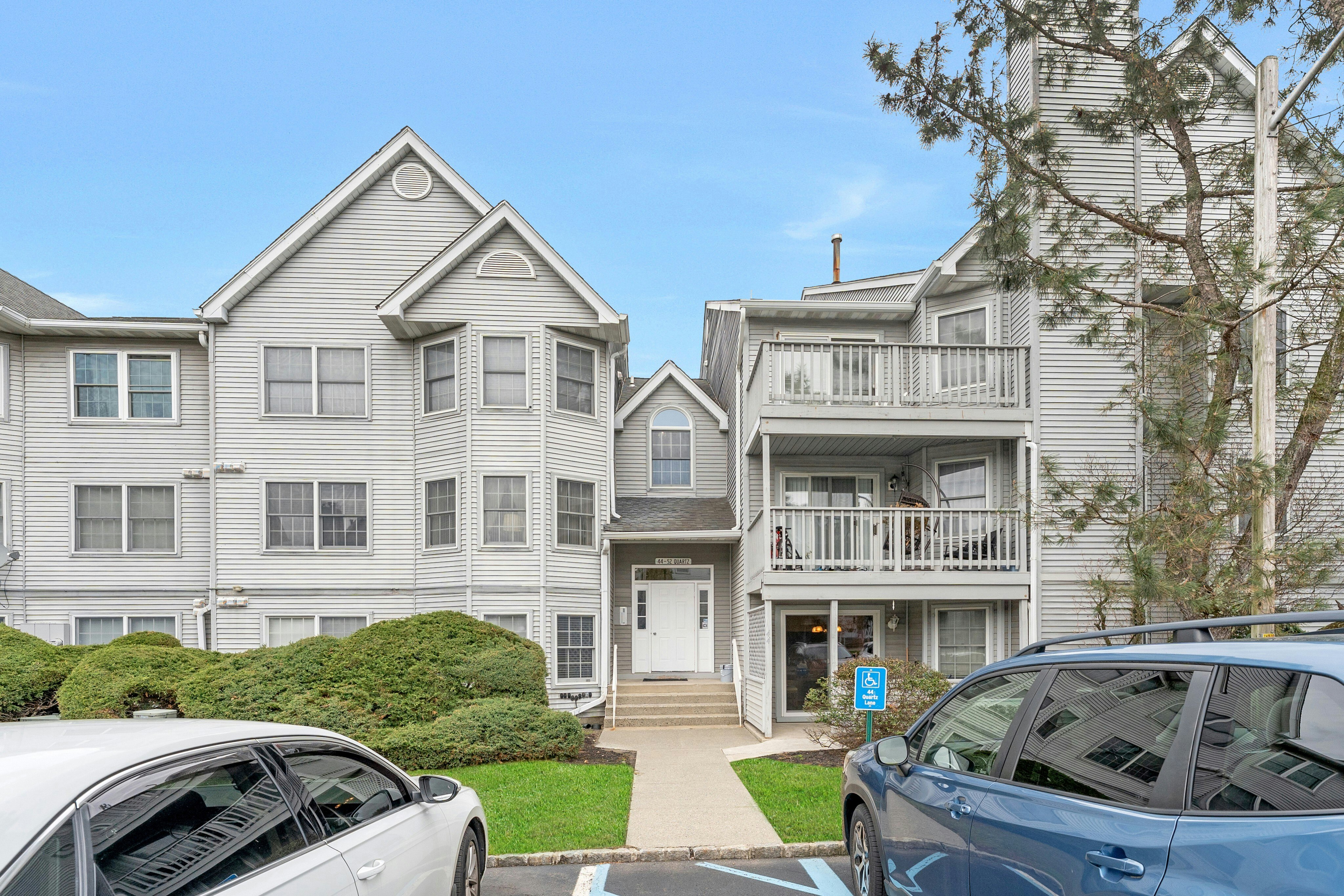 49 Quartz Lane 