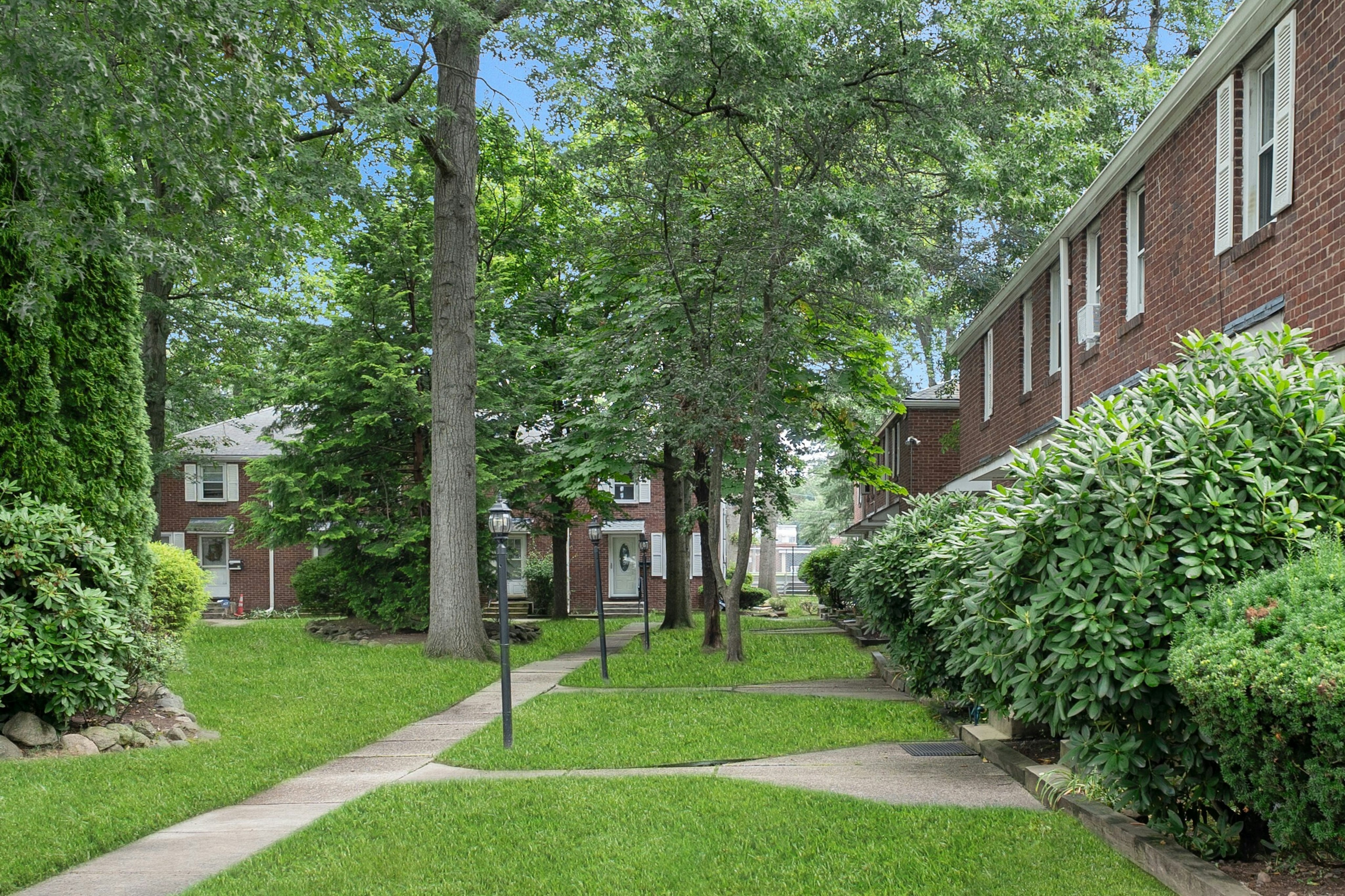 130 Glenbrook Parkway Unit 10D