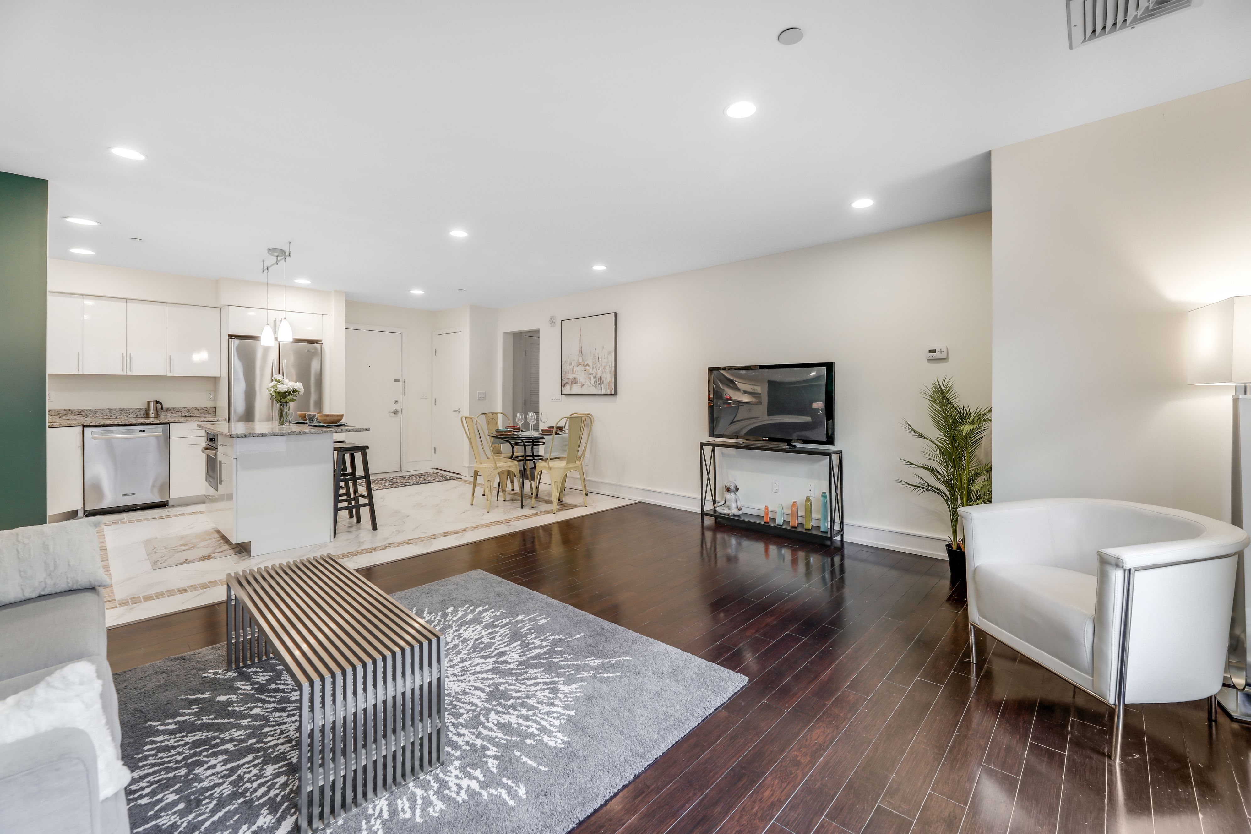 310 Cliff Lane #3C 