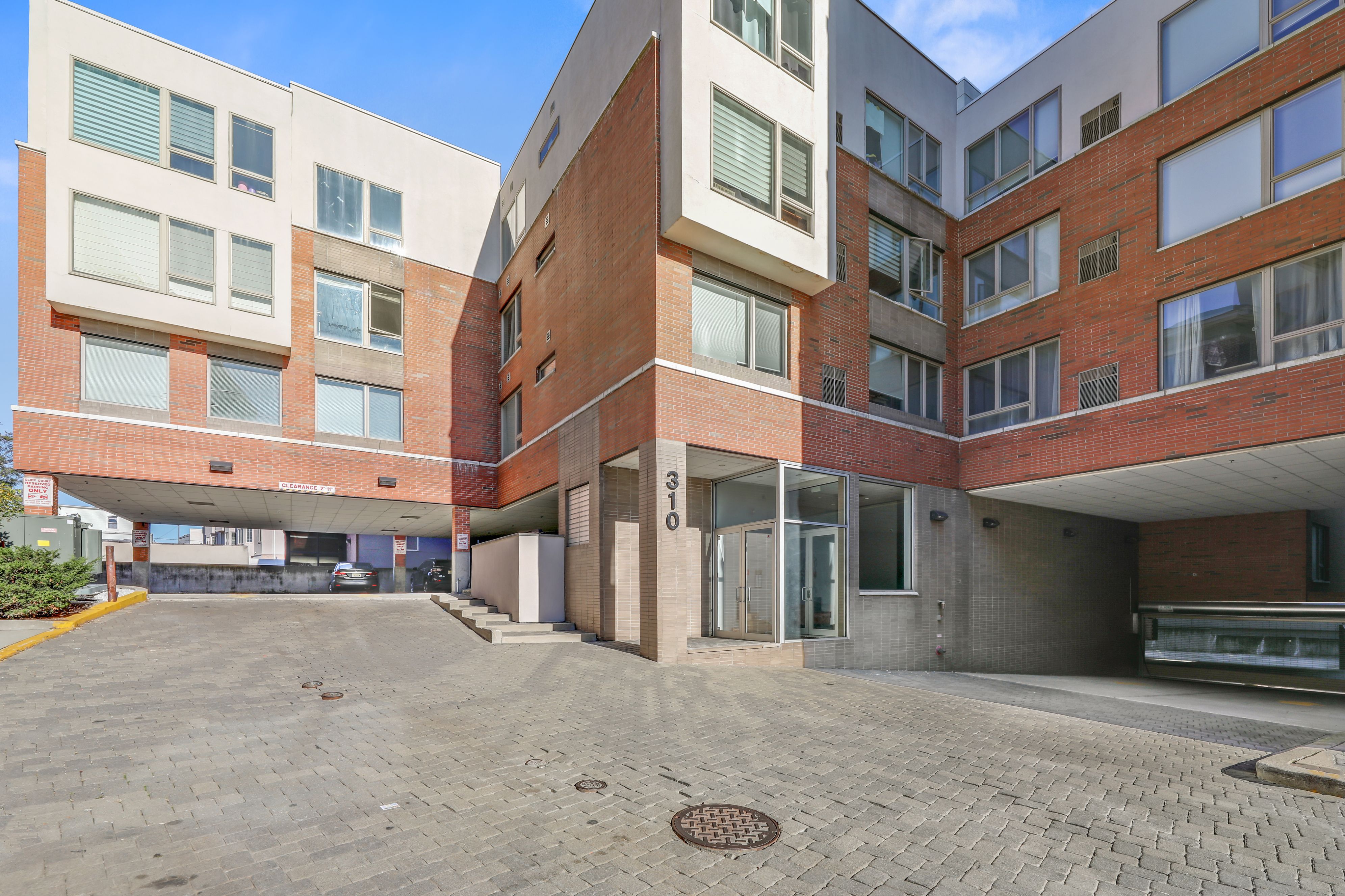 310 Cliff Lane #3C 