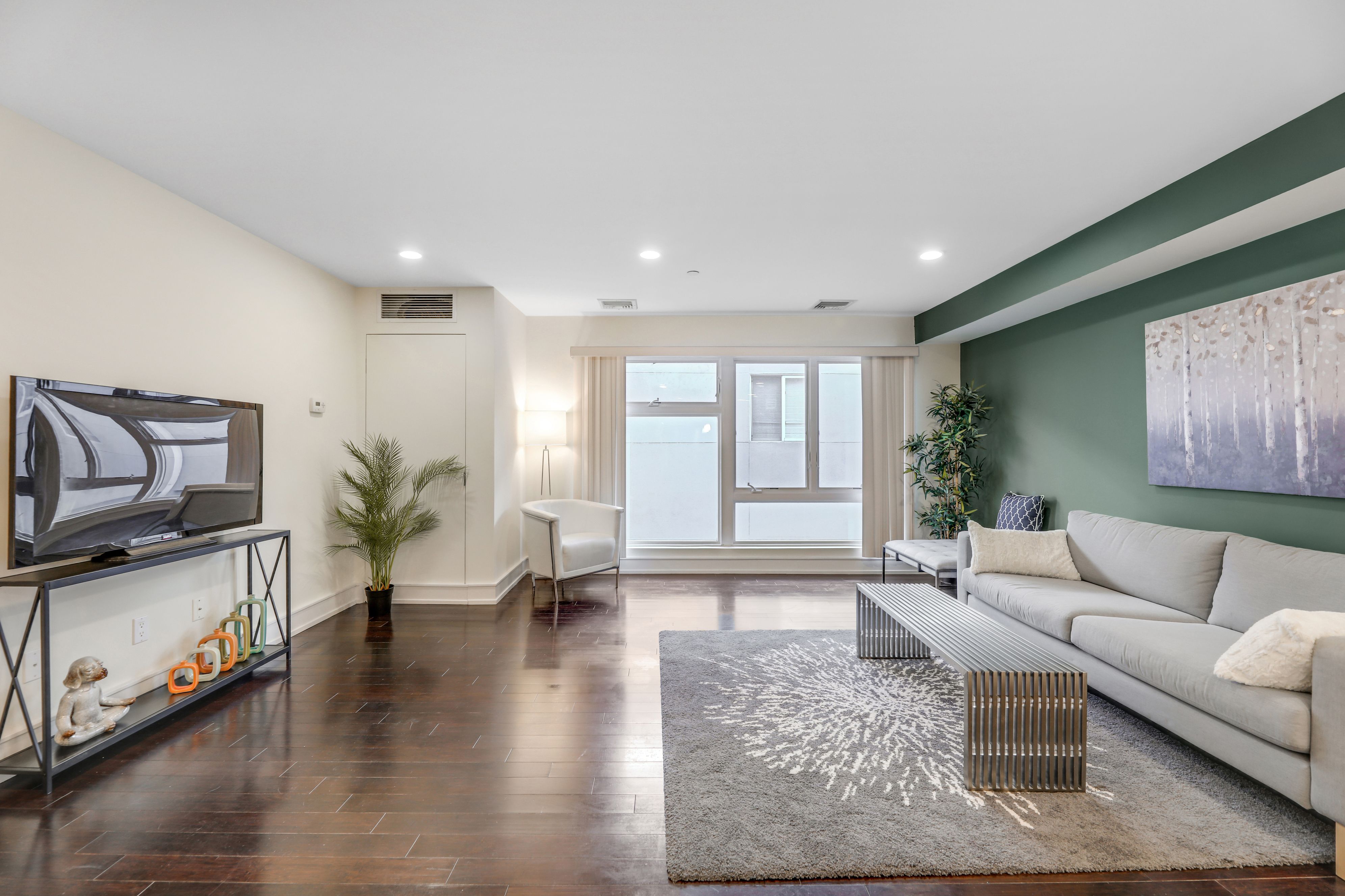 310 Cliff Lane #3C 