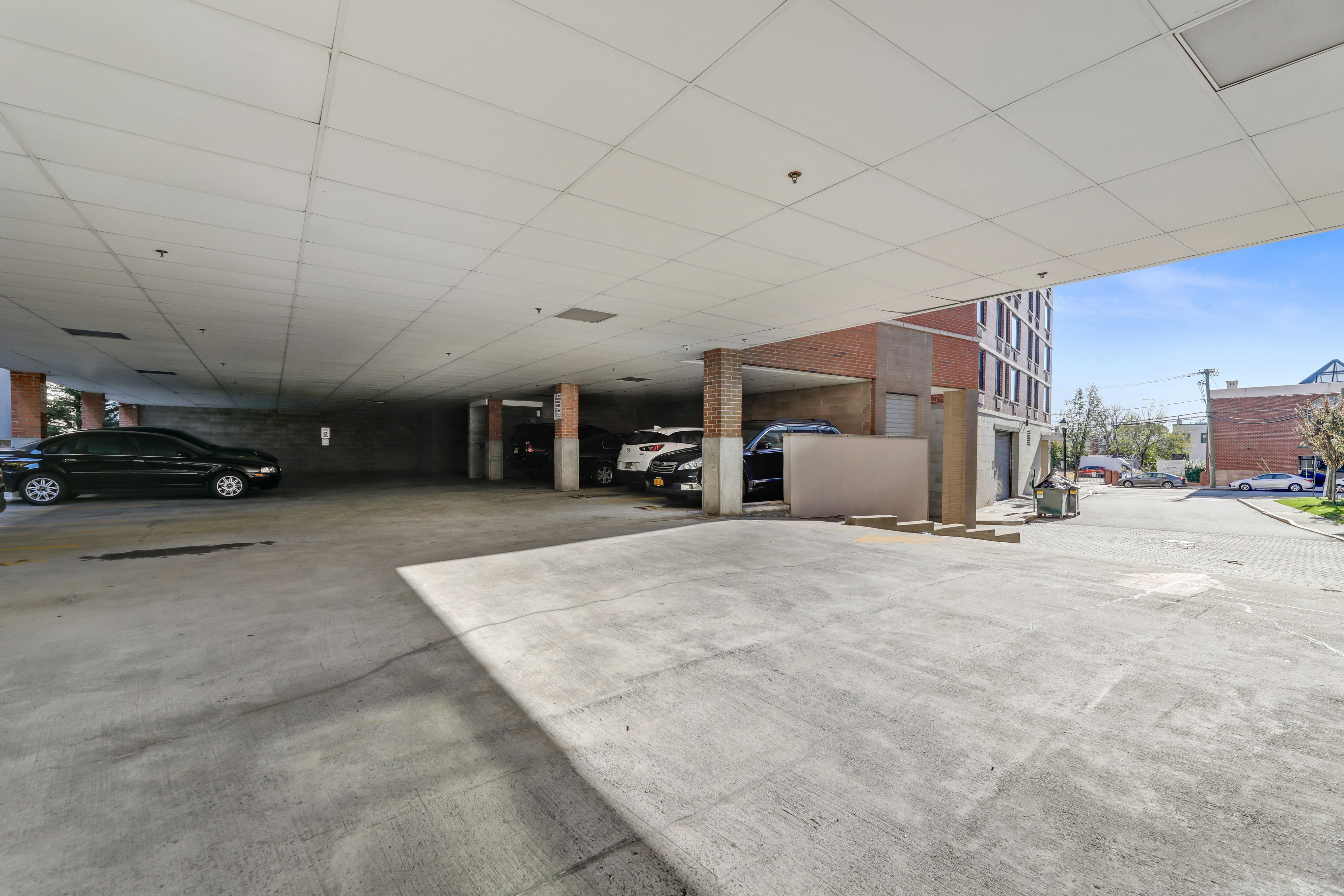310 Cliff Lane #3C 