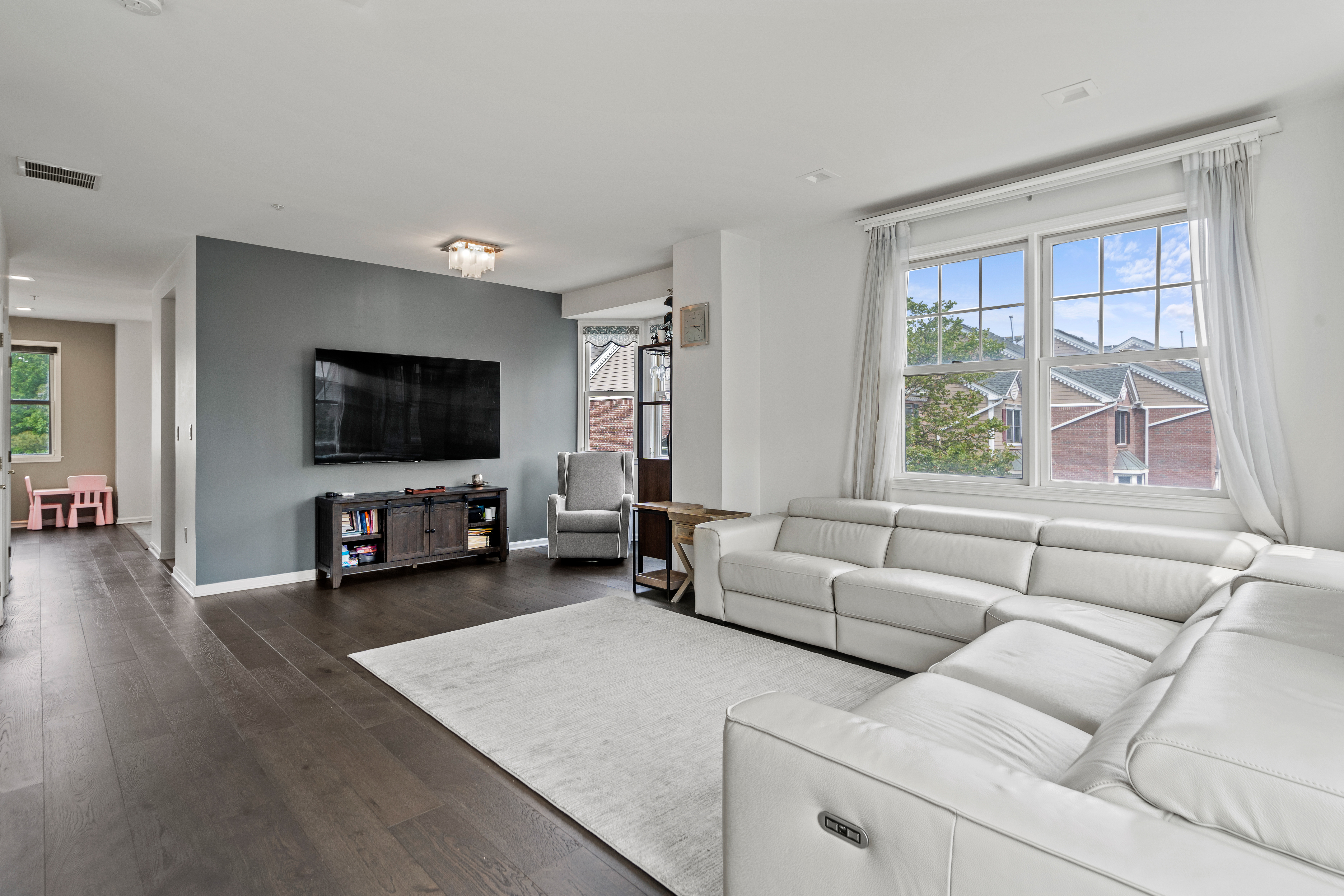 262 Halfmoon Court 