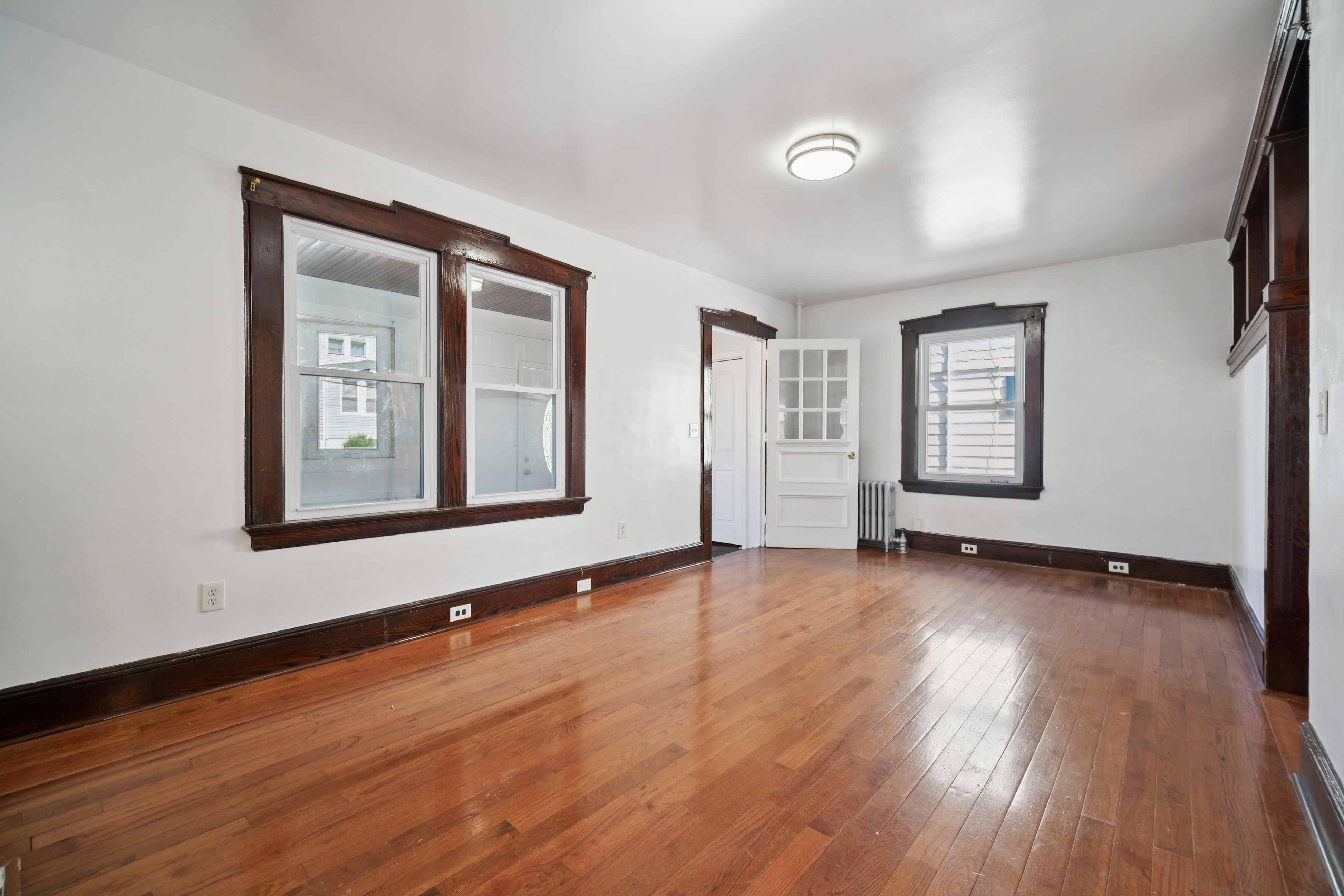 436 DeWitt Ave 