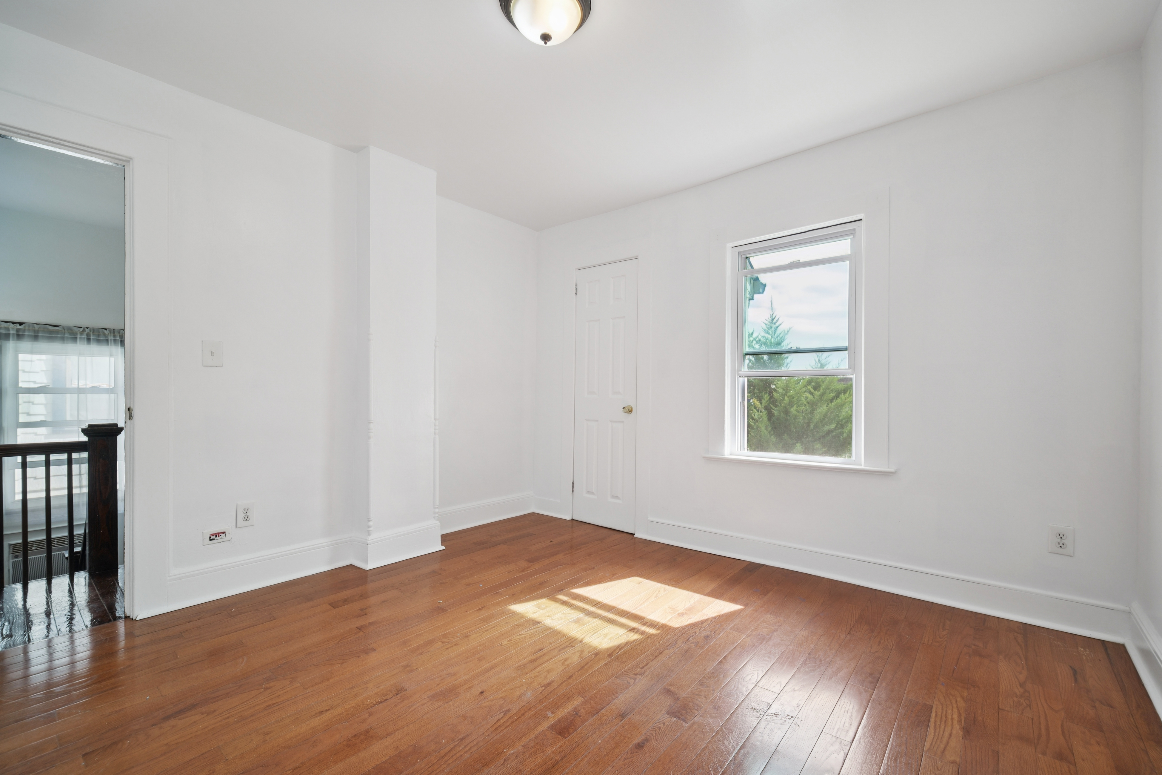 436 DeWitt Ave 